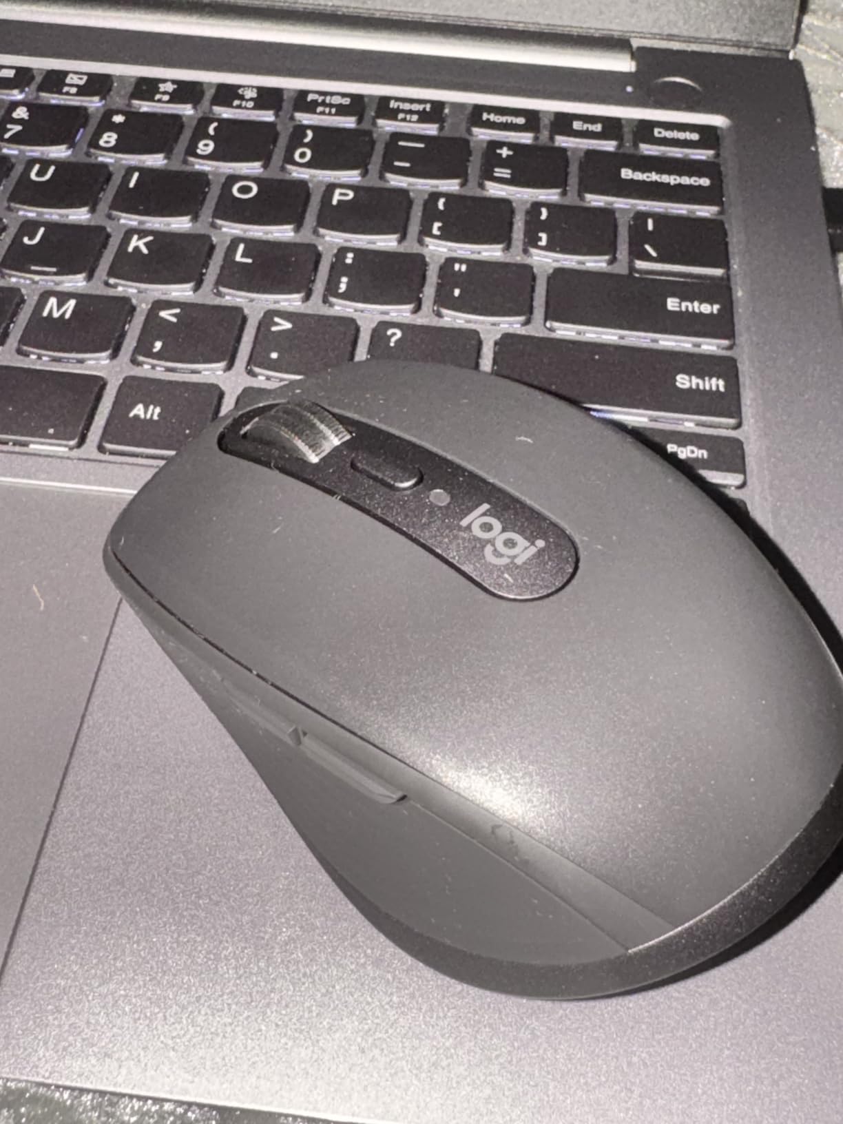 Logitech MX Anywhere 3S Compact Wireless Mouse, Fast Scrolling, 8K DPI Any-Surface Tracking, Quiet Clicks, Programmable Buttons, USB-C, Bluetooth, Windows PC, Linux, Chrome, Mac - Graphite customer photo 1