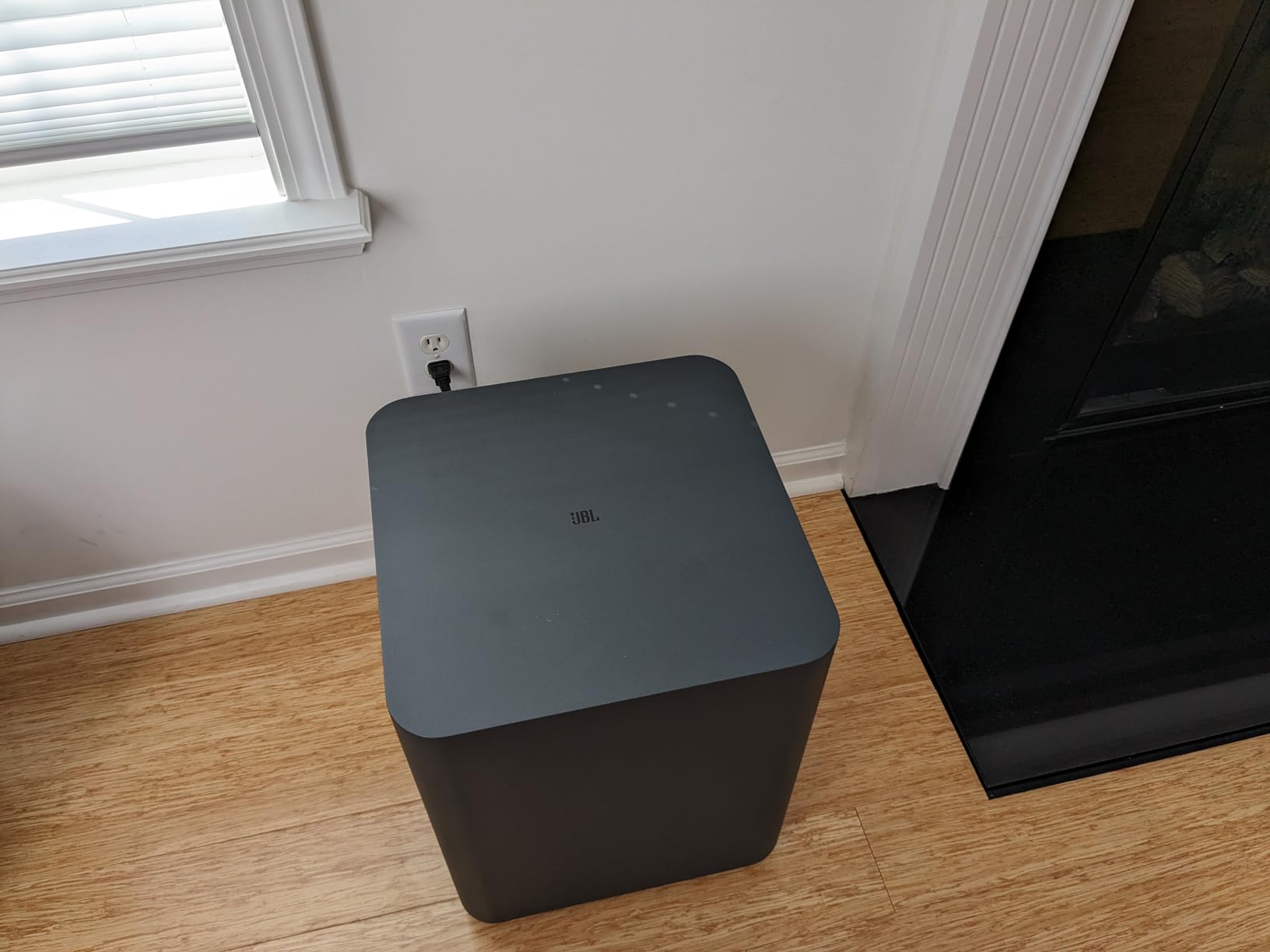 JBL Bar 1300X: 11.1.4-Channel soundbar with Detachable Surround Speakers, MultiBeam, Dolby Atmos and DTS:X, Black customer photo 2