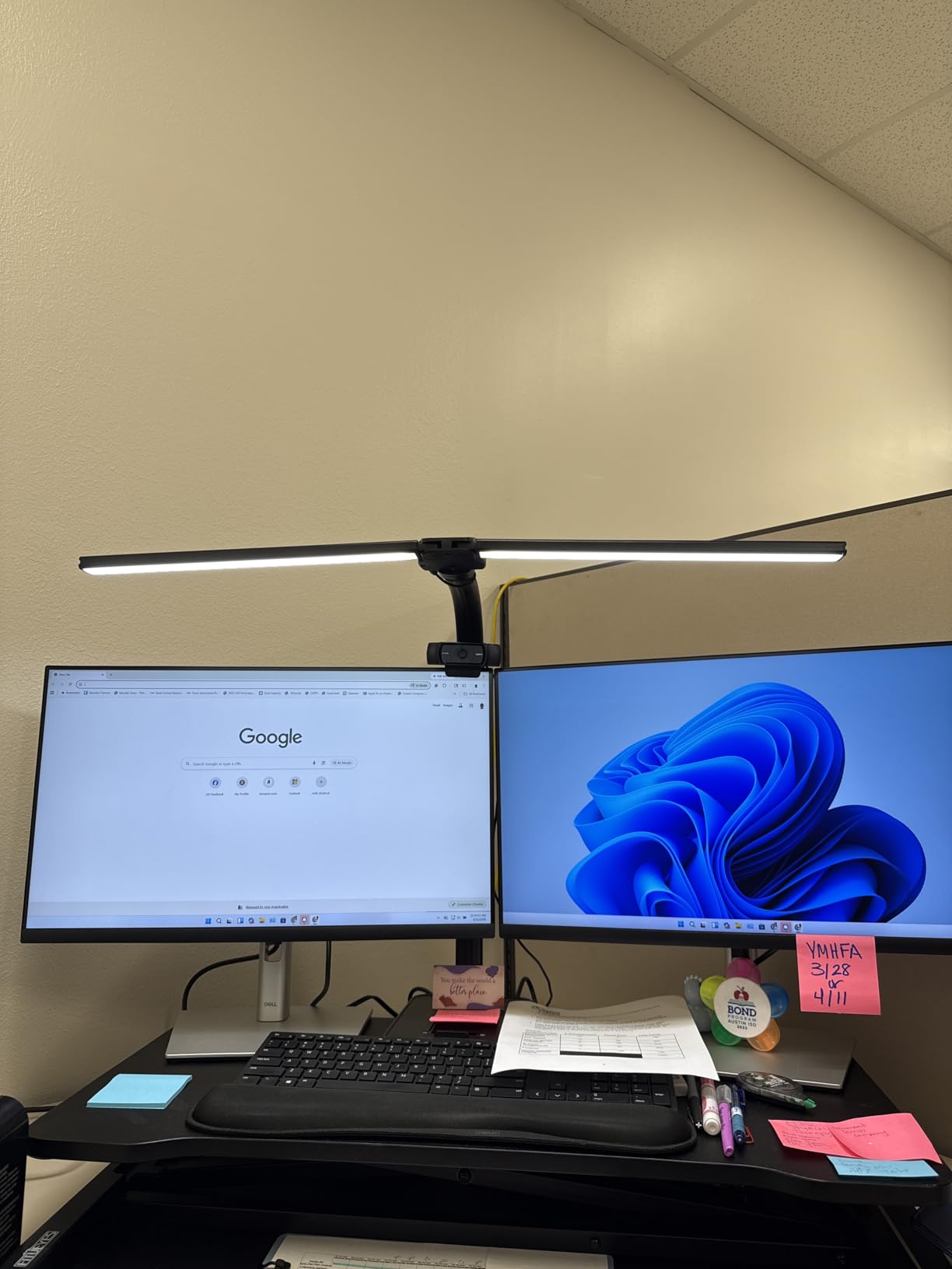 AKRRYR LED Desk Lamp for Home Office, Double Head 24W with Base, Architect Light 5 Lighting Brightness Flexible Gooseneck Table Reading Study, Black customer photo 2