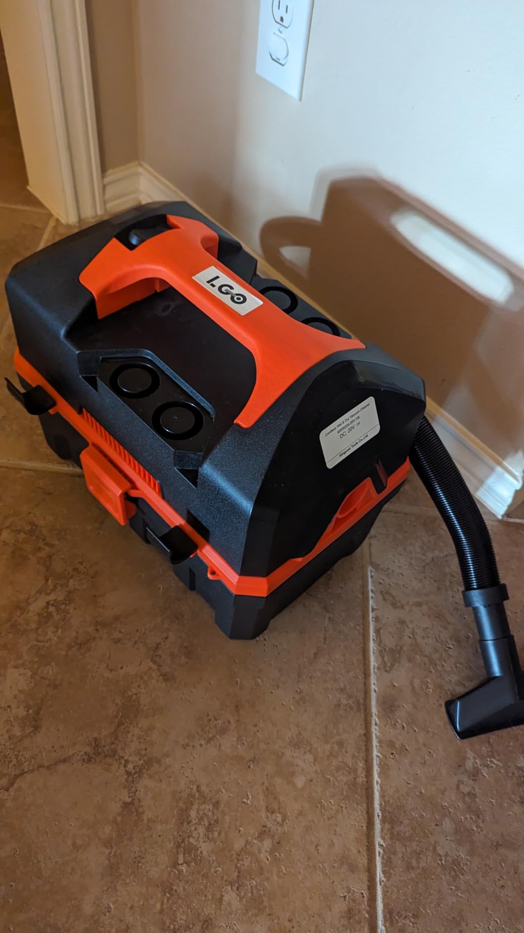 LIGO 20V Cordless Shop Vac Wet and Dry, 2.64 Gallon, Handheld, 3 in 1 with Blowing Includes 4.0 Ah Battery, Rewashable HEPA, Foam Filters and Charger for Workshop, Home, Pet customer photo 1