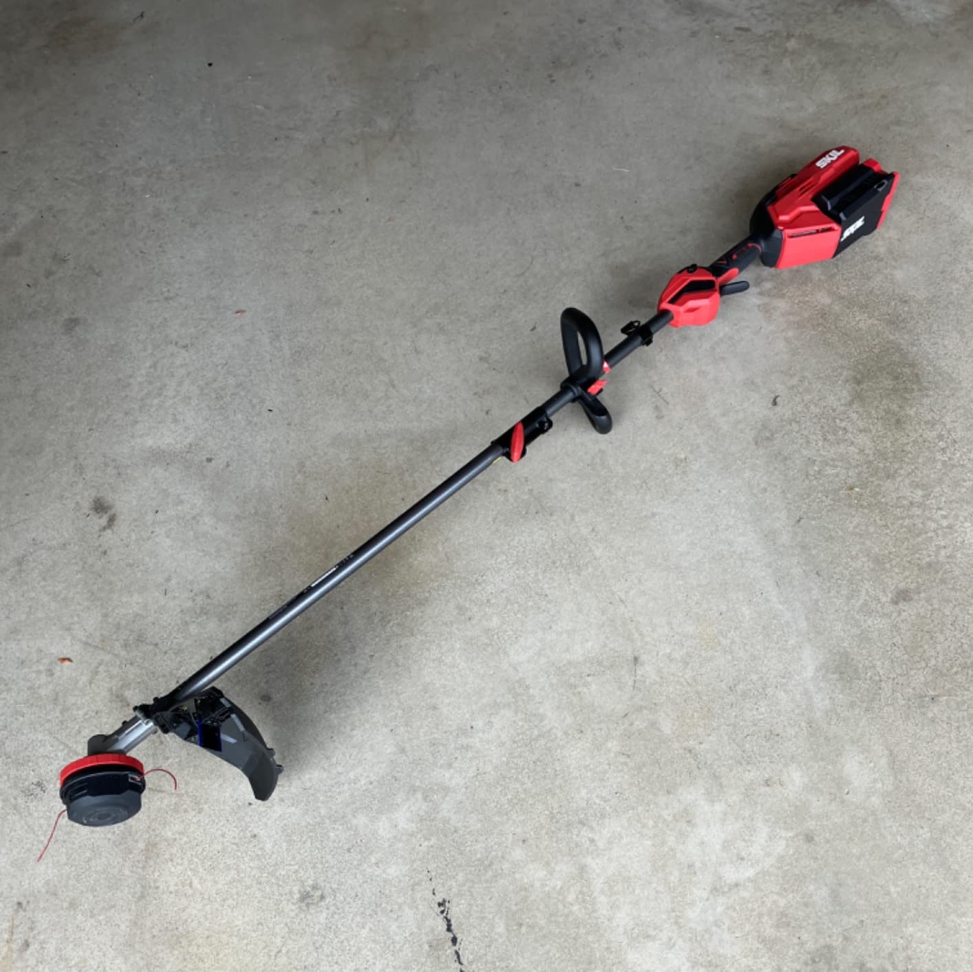 SKIL PWR CORE 40 Brushless 40V Multi-Head System, 16-Inch String Trimmer Kit, Cordless Electric Trimmer for Weeds and Grass, Includes 4.0Ah Battery and Charger- PLT1500C-10 customer photo 1