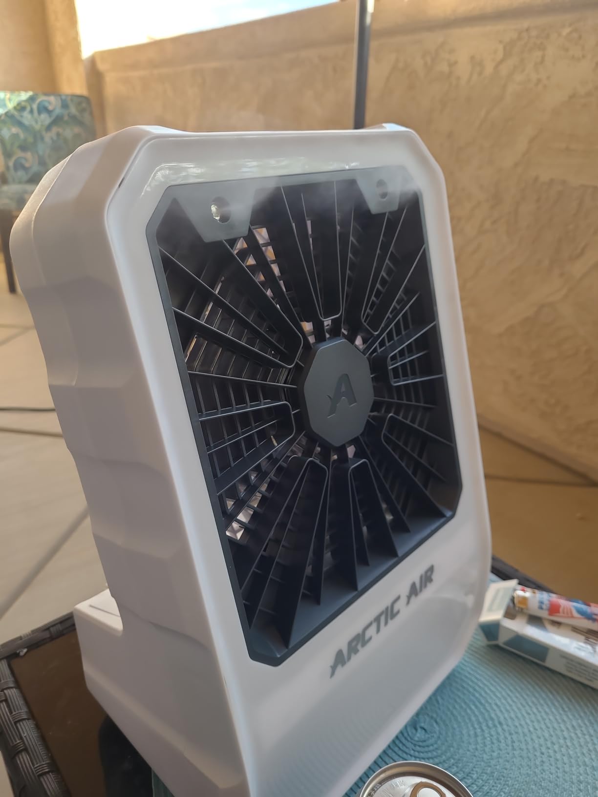 Arctic Air Outdoor Evaporative Cooler, Portable & Ultra-Quiet Air Cooler with 4 Fan Speeds, USB Rechargeable, 6-Hour Battery Life, Great for the Beach, Pool, Deck, Garden & More, White customer photo 2