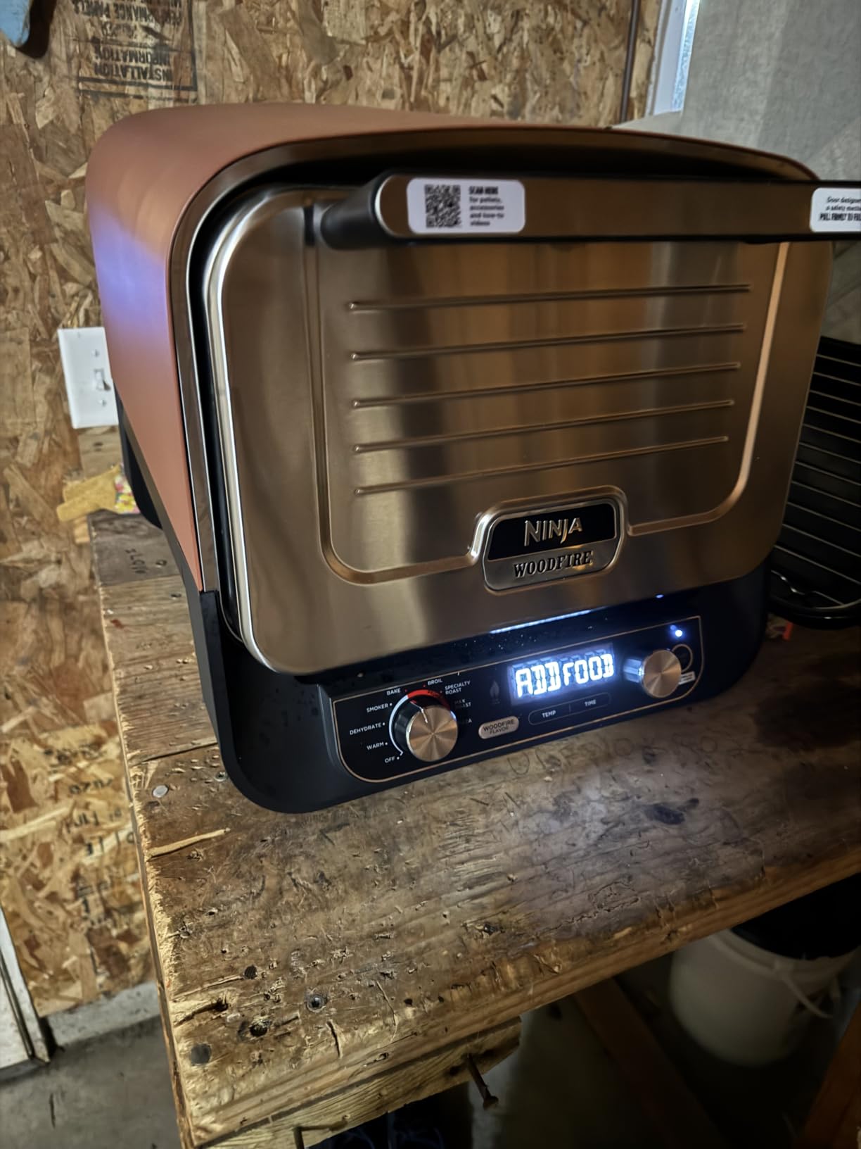 Ninja Woodfire Oven & Smoker, 8-in-1, Heats to 700F, Terracotta Red, OO101 | 5 pizza styles, bakes & proofs at up to 700F, fitting a 12