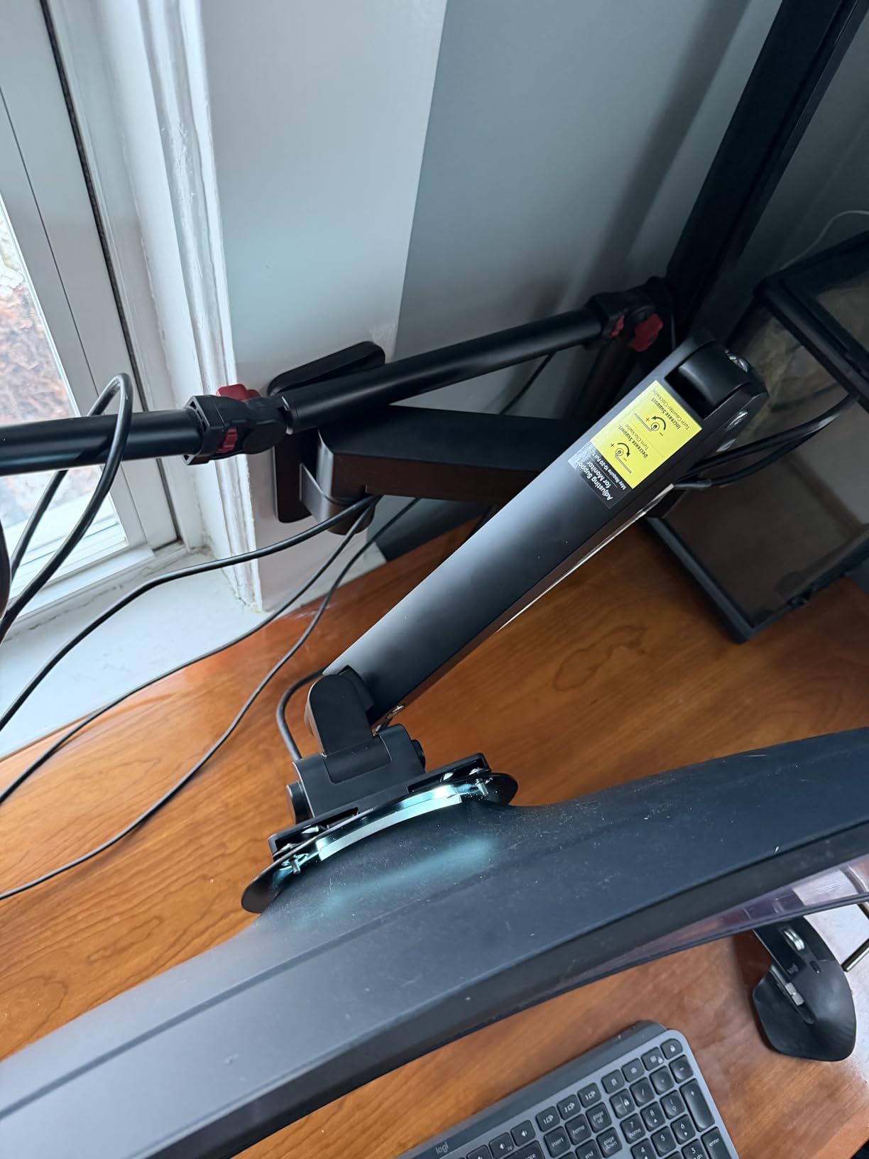 VIVO Premium Aluminum Heavy Duty Monitor Arm for Ultrawide Screens up to 49 inches and 44 lbs, Single Wall Mount, Pneumatic Height, Max VESA 100x100, Black, MOUNT-V101G1 customer photo 2