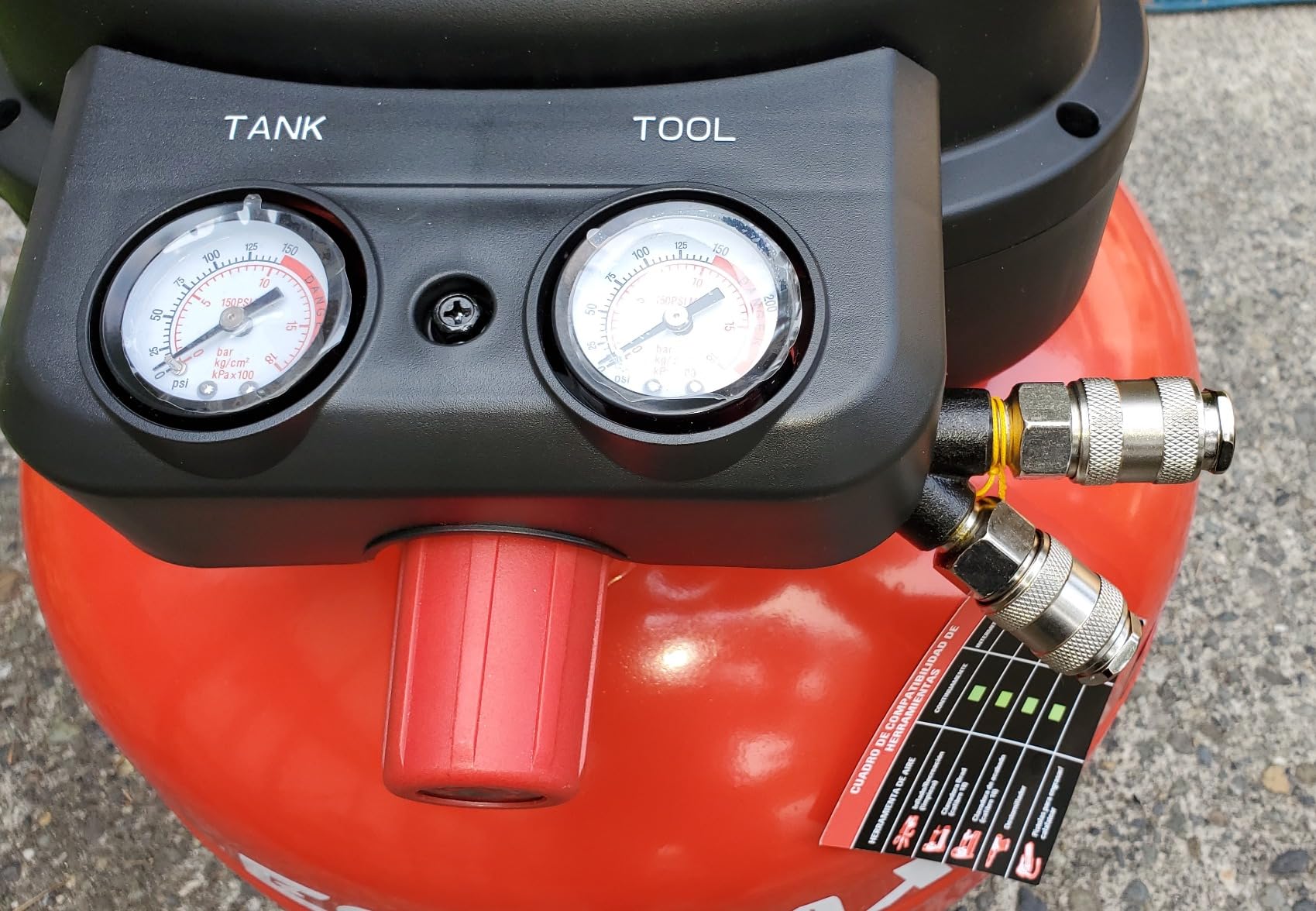 ECOMAX Pancake Air Compressor MAX 150 PSI, 2.6 CFM @90 PSI, Oil-Free | Dual Quick Couplers, 1.5HP Portable Compressor, Red Model: 0210673 customer photo 2