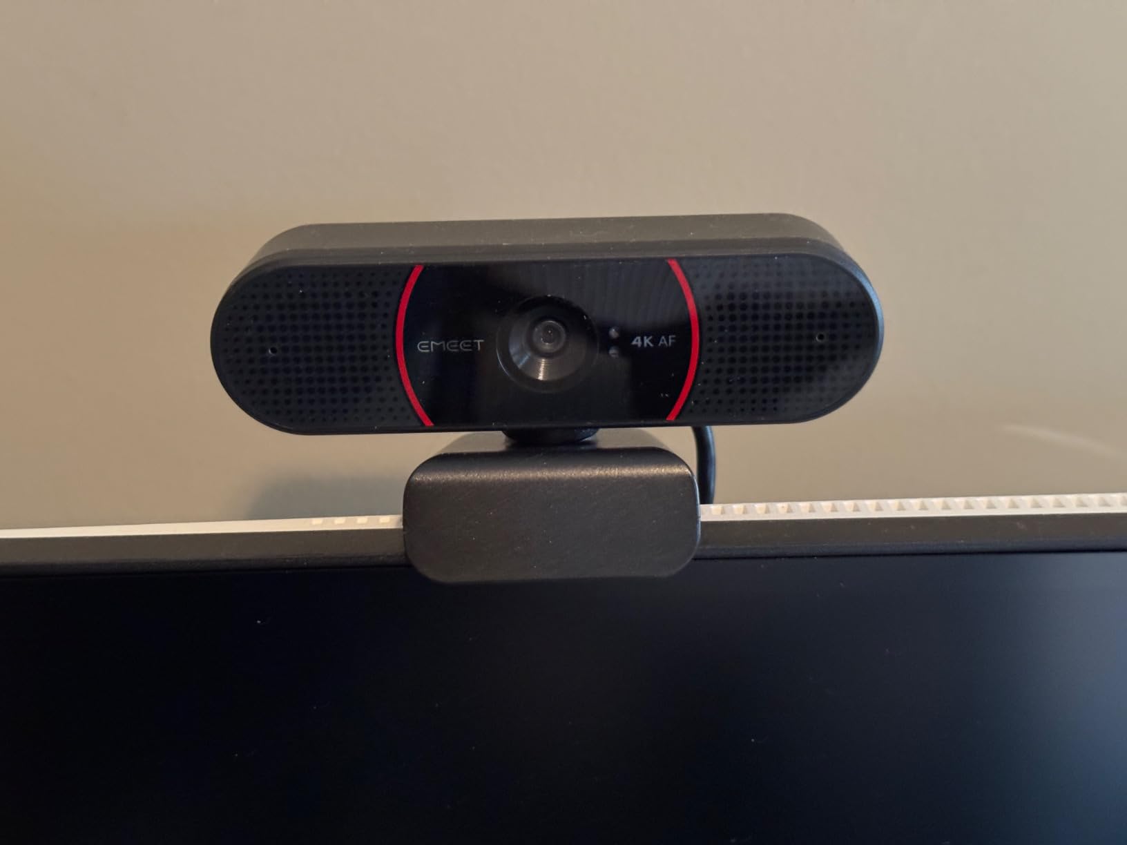 EMEET C960 4K Webcam for PC, PDAF Auto Focus, Dual Omni Mics, 73 Degree FOV, Auto Light Correction, USB-A, Plug and Play, Privacy Cover, Works for Zoom/Teams/Google Meet customer photo 1
