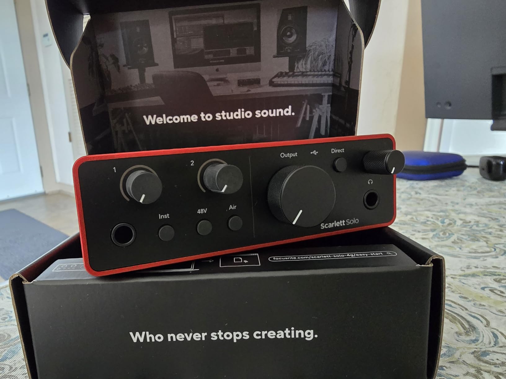 Focusrite Scarlett Solo 4th Gen USB Interface with Software Suite, Bundle with HA 10' XLR Microphone Cable customer photo 2