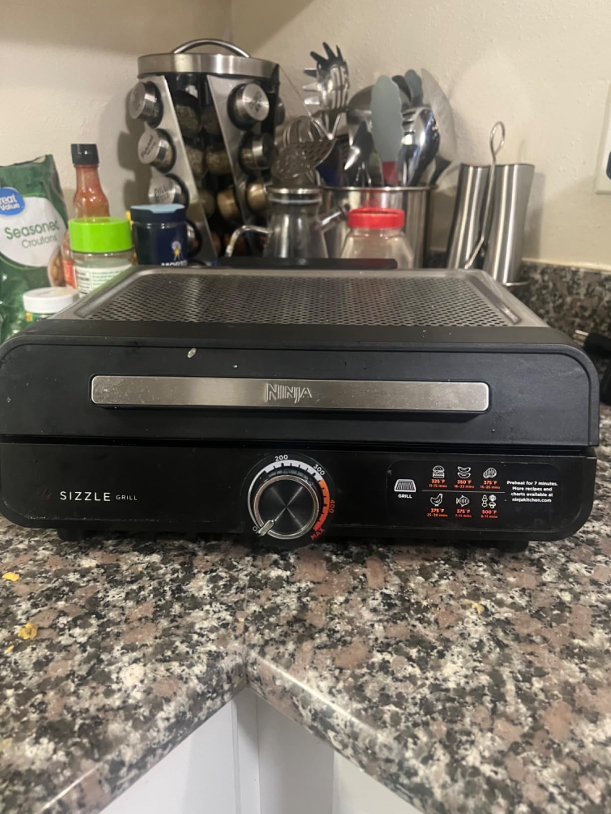 Ninja GR100 Sizzle Smokeless Indoor Grill with Nonstick Grill Plate, Dishwasher-Safe Removable Mesh Lid, 500F Max Heat, Even Edge-to-Edge Cooking, Black (Renewed) customer photo 1