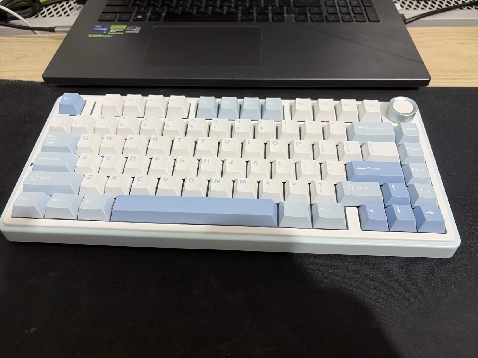 AULA F75 75% Wireless Mechanical Keyboard, Hot Swappable Creamy Keyboard, Pre-lubed Reaper Switches, 2.4GHz/Type-C/BT5.0, RGB Backlit Gaming Keyboards (White & Blue) customer photo 1