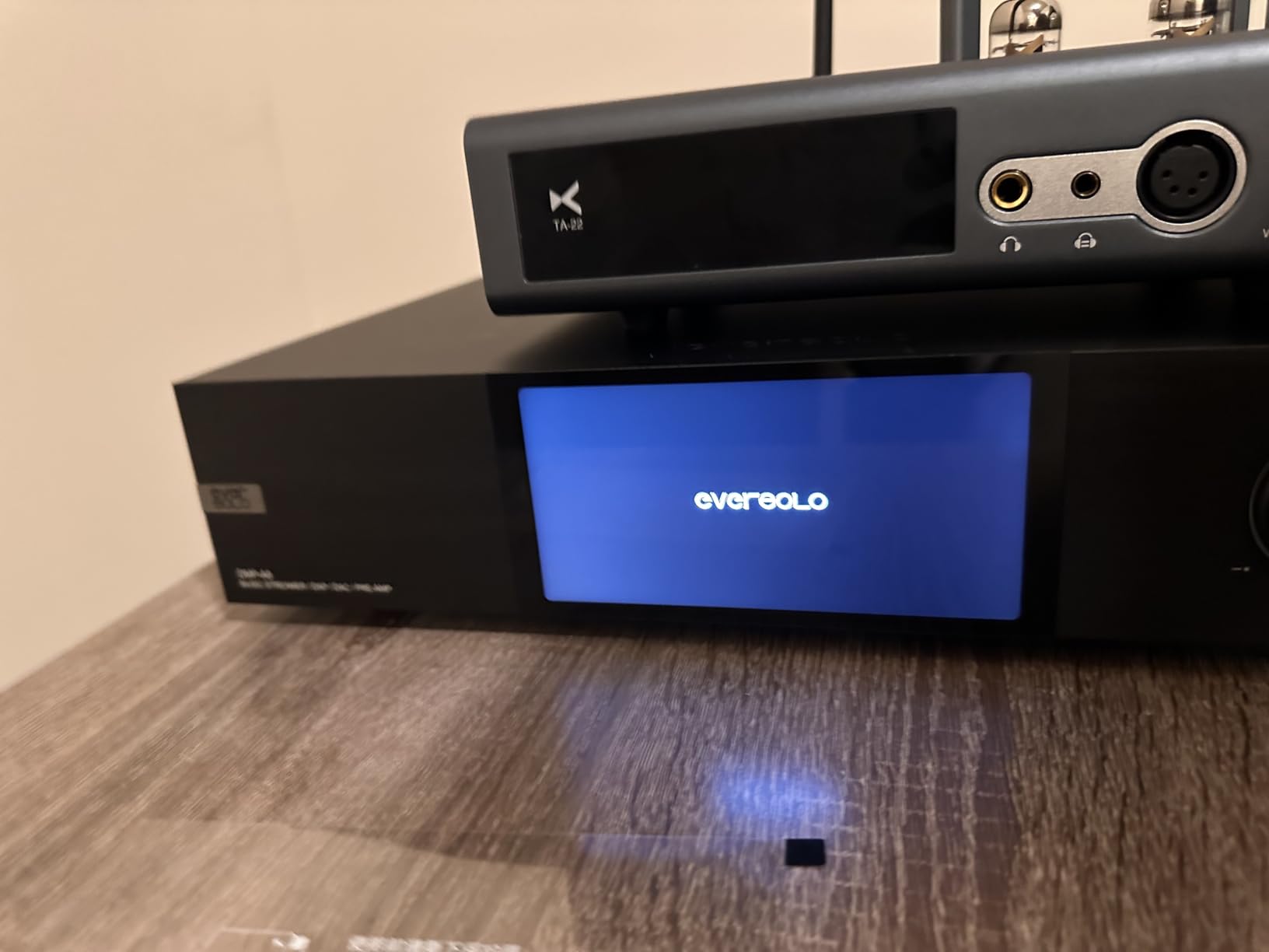 Eversolo DMP-A8 Music Streamer, DAP, DAC, Preamp, 4GDDR4 + 64GeMMC AK4191EQ+AK4499EX, ARC Input, IIS Output, UV Meters, Spectrums, Parametric EQ, DSD512 PCM768kHz/32bit Black customer photo 2