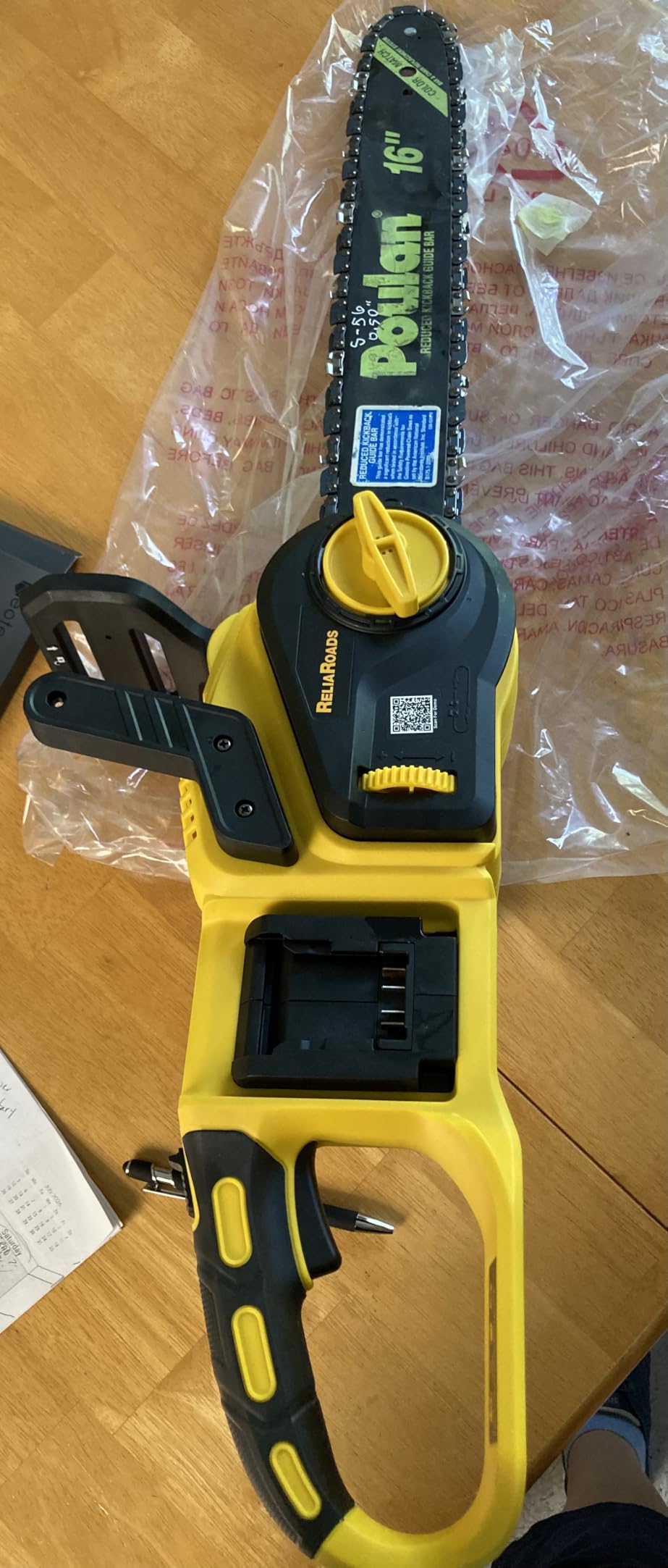 ReliaRoads 16-Inch Brushless Chainsaw, 40V (2 x 20V MAX) Cordless Battery Powered Chain Saw Kit (Includes 2 Chains) Compatible DeWALT Battery for Wood/Tree Cutting and Pruning (Battery Not Included) customer photo 1