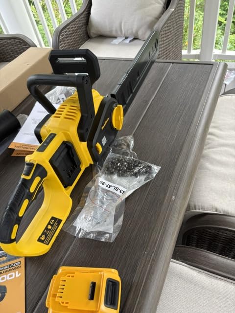 ReliaRoads 16-Inch Brushless Chainsaw, 40V (2 x 20V MAX) Cordless Battery Powered Chain Saw Kit (Includes 2 Chains) Compatible DeWALT Battery for Wood/Tree Cutting and Pruning (Battery Not Included) customer photo 2