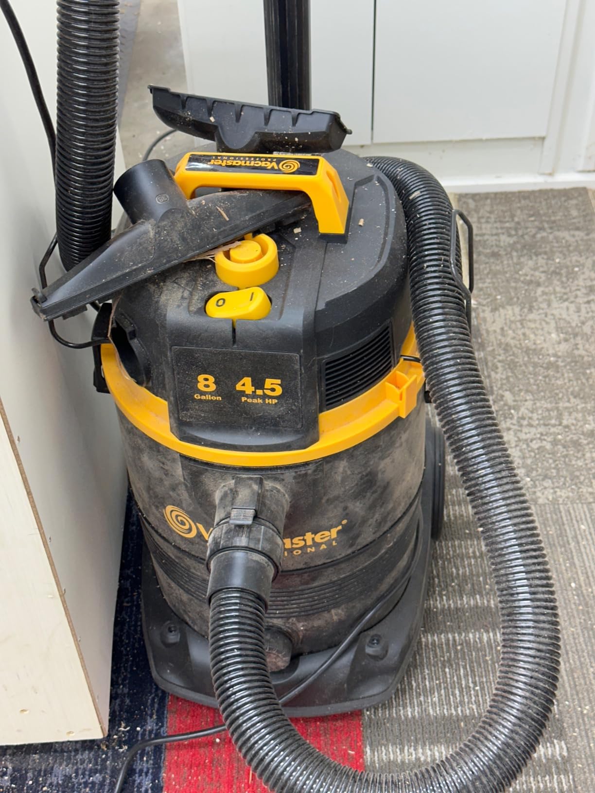 Vacmaster Professional VDK811PW 0201 8 Gallon 4.5 Peak HP Wet/Dry Vac with Self-Cleaning Filter System, 8 Gal, Black customer photo 2