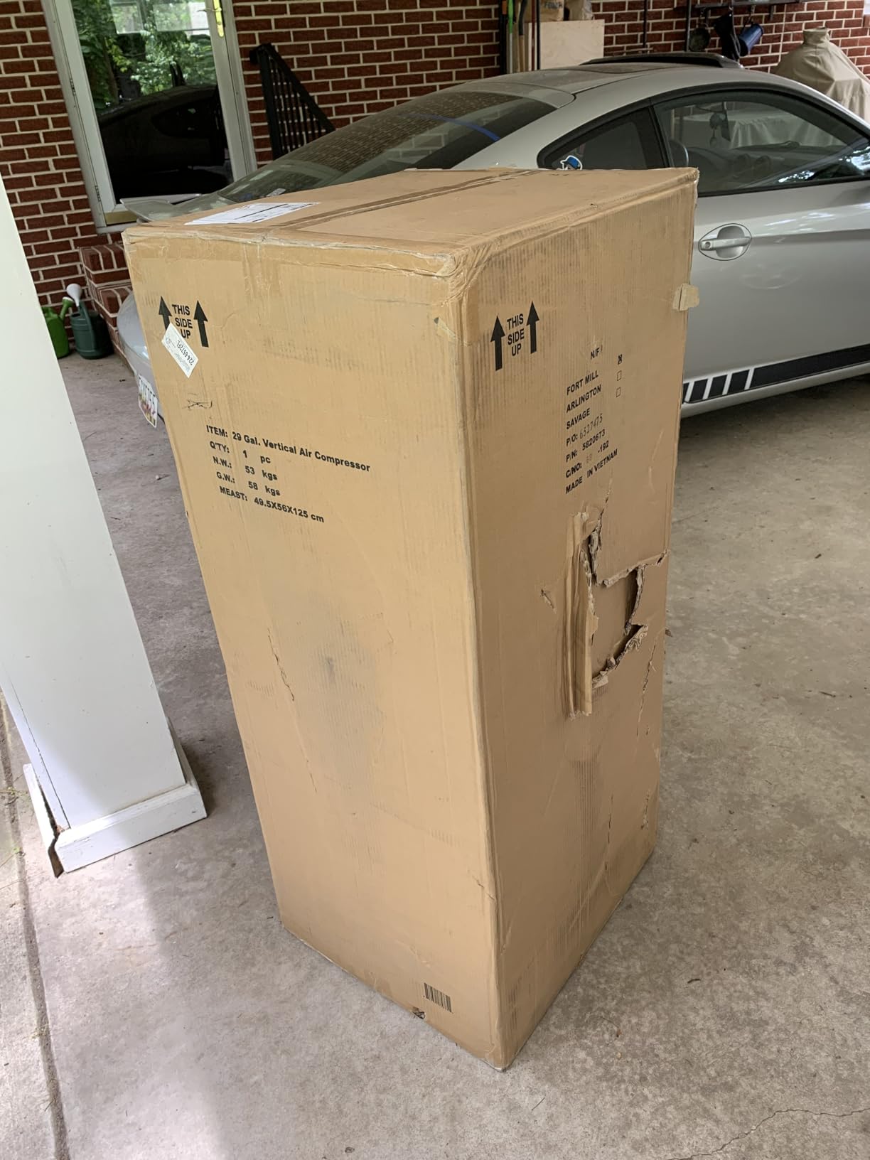 Klutch 60-Gallon Single-Stage Vertical Air Compressor, 3.7 HP, 230 Volts customer photo 2