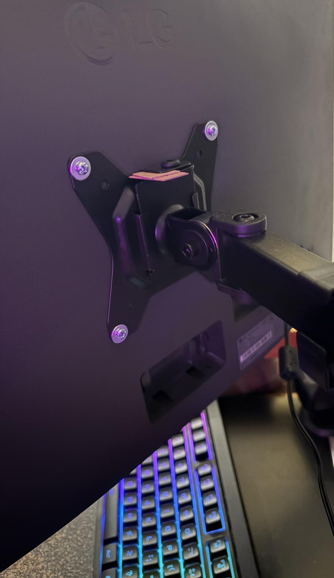 HUANUO Single Monitor Mount, Monitor Arm for 13-32