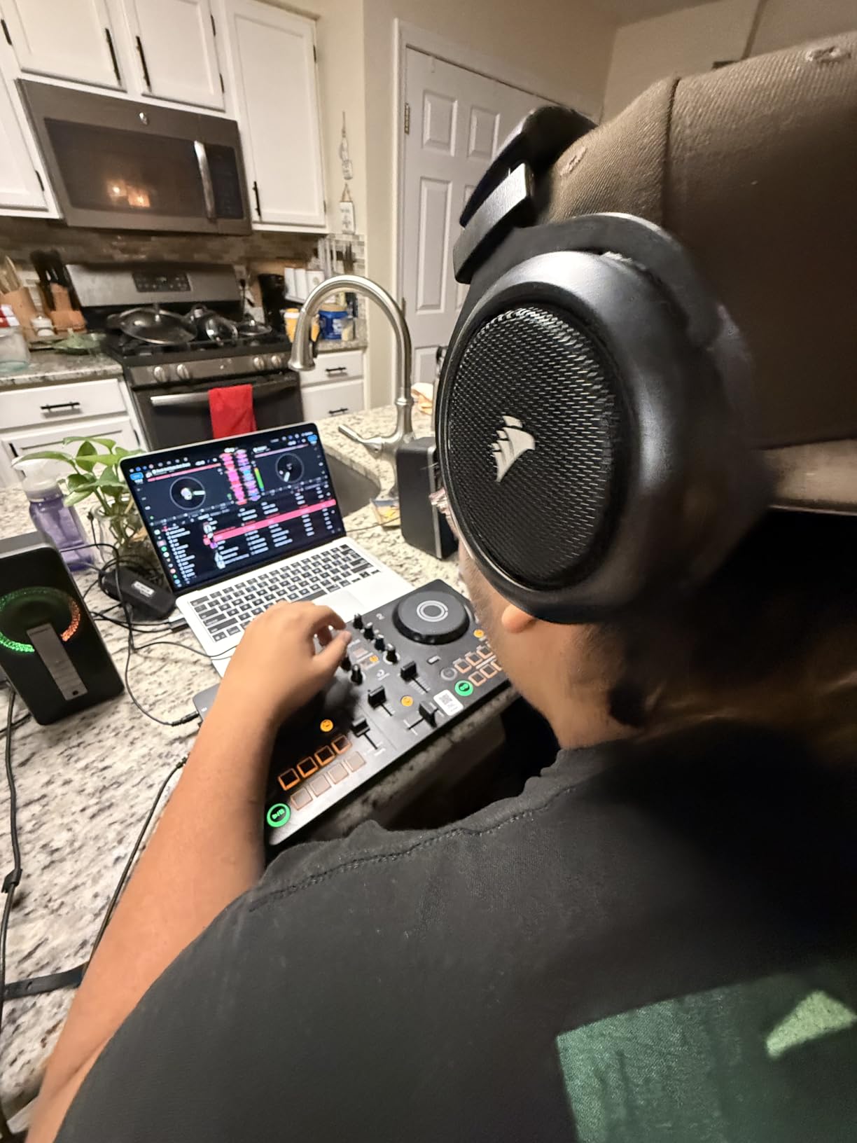 Pioneer DJ DDJ-FLX2 Compact 2-Channel DJ Controller, Smart Fader, USB-C - Start DJing faster with an included DJ course, streaming support, and beginner-friendly mixing features customer photo 1