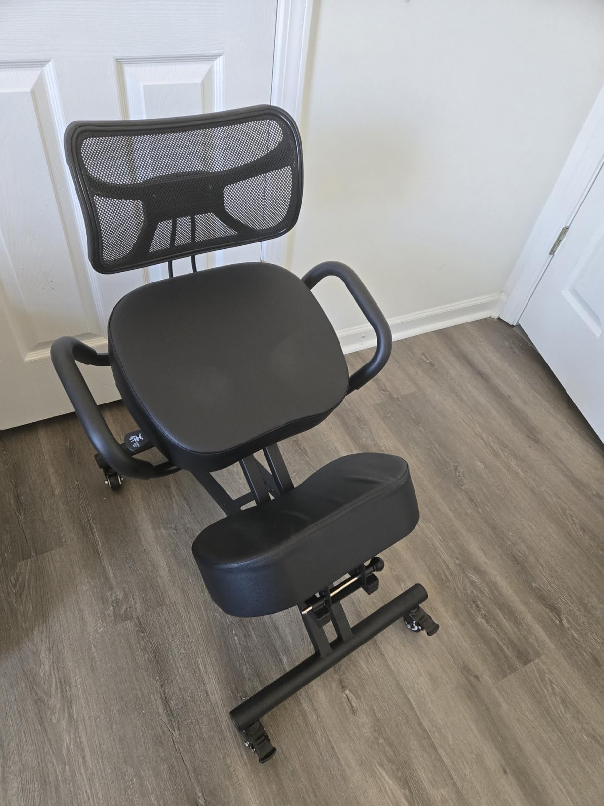 Kneeling Chair, Ergonomic Kneeling Chair with Back Support and 4