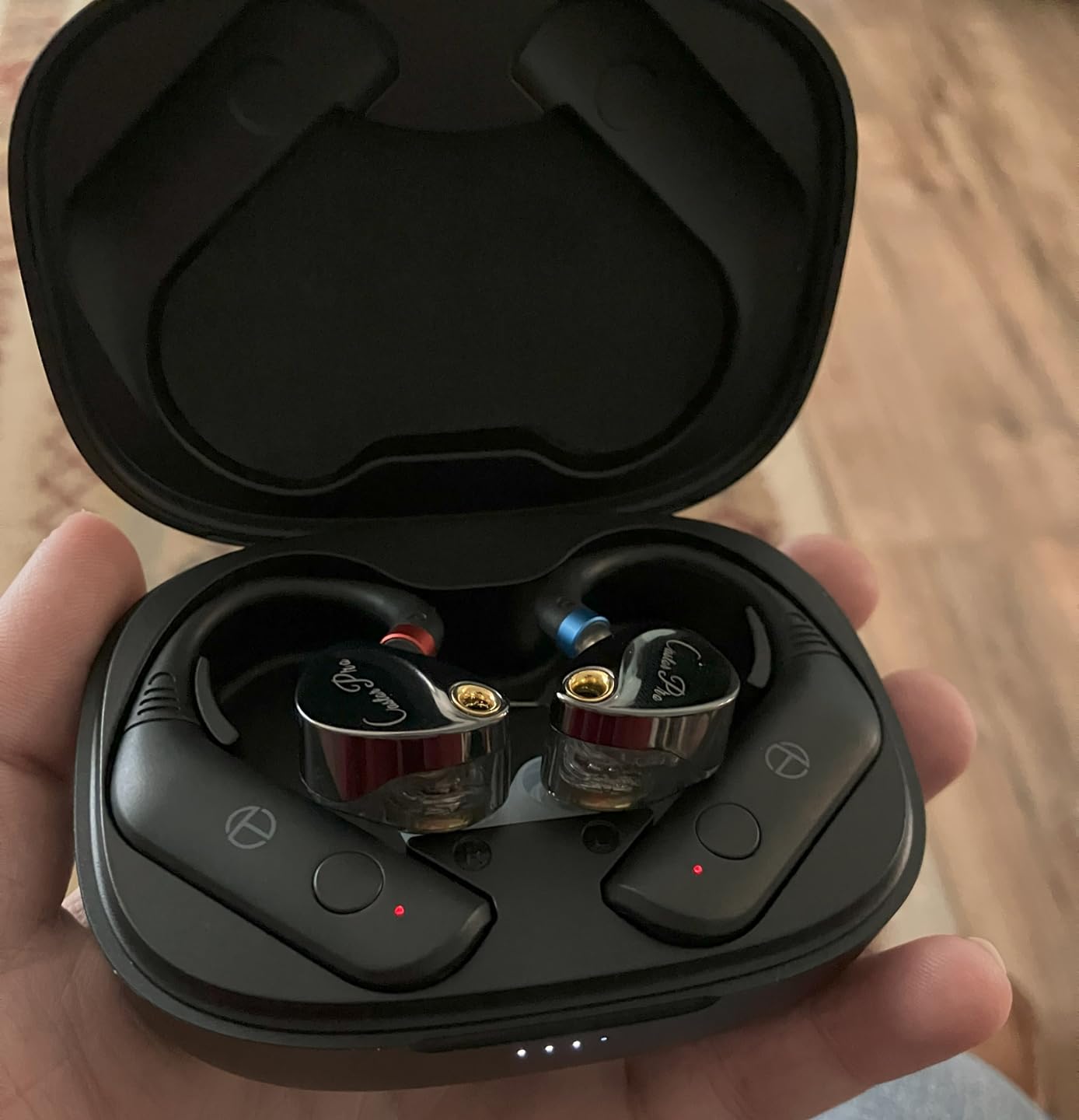 KZ Castor Pro Tunable in Ear Monitor, Improved Bass in Ear Headphones, HiFi Dual-Dynamic Driver Gaming Earbuds, IEM Earphones with 2PIN-C Detachable Cable customer photo 2