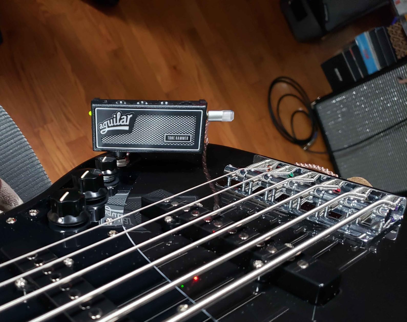 Aguilar amPlug3 Tone Hammer Bass Headphone Amp w/Effects & Rhythm Patterns customer photo 1