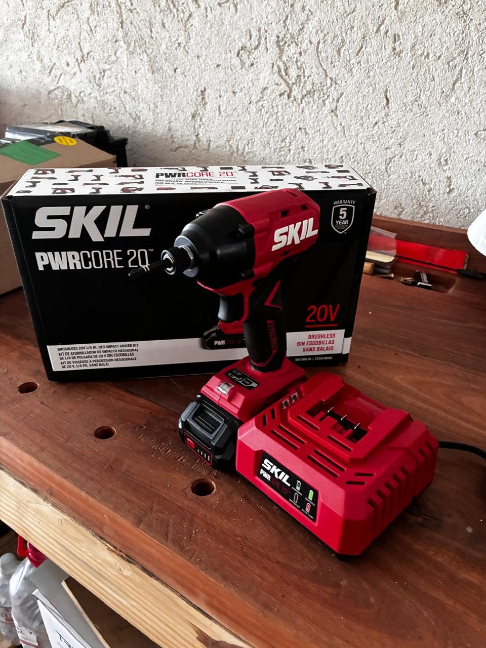 SKIL 20V Brushless 1/4 In. Hex Impact Driver Kit Including 2.0Ah Battery and Charger (ID6720B-10) customer photo 1