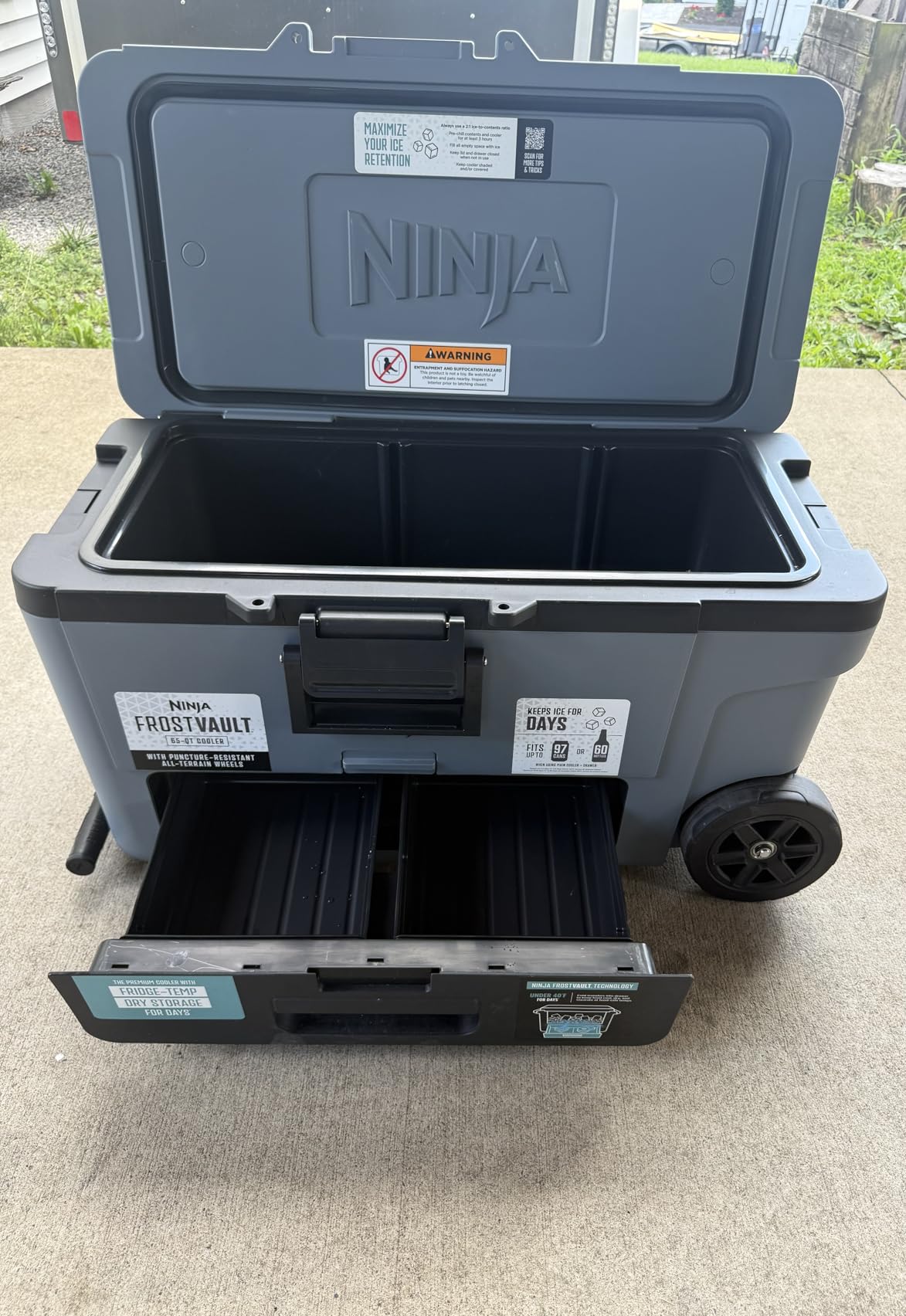 Ninja | Cooler | FrostVault 65QT Cooler with Wheels | Insulated with Temp Dry Storage Drawer | Keeps Ice Cold for Days | for the Beach, Camping, Picnics & More | Birch Beige | FB265CS customer photo 1