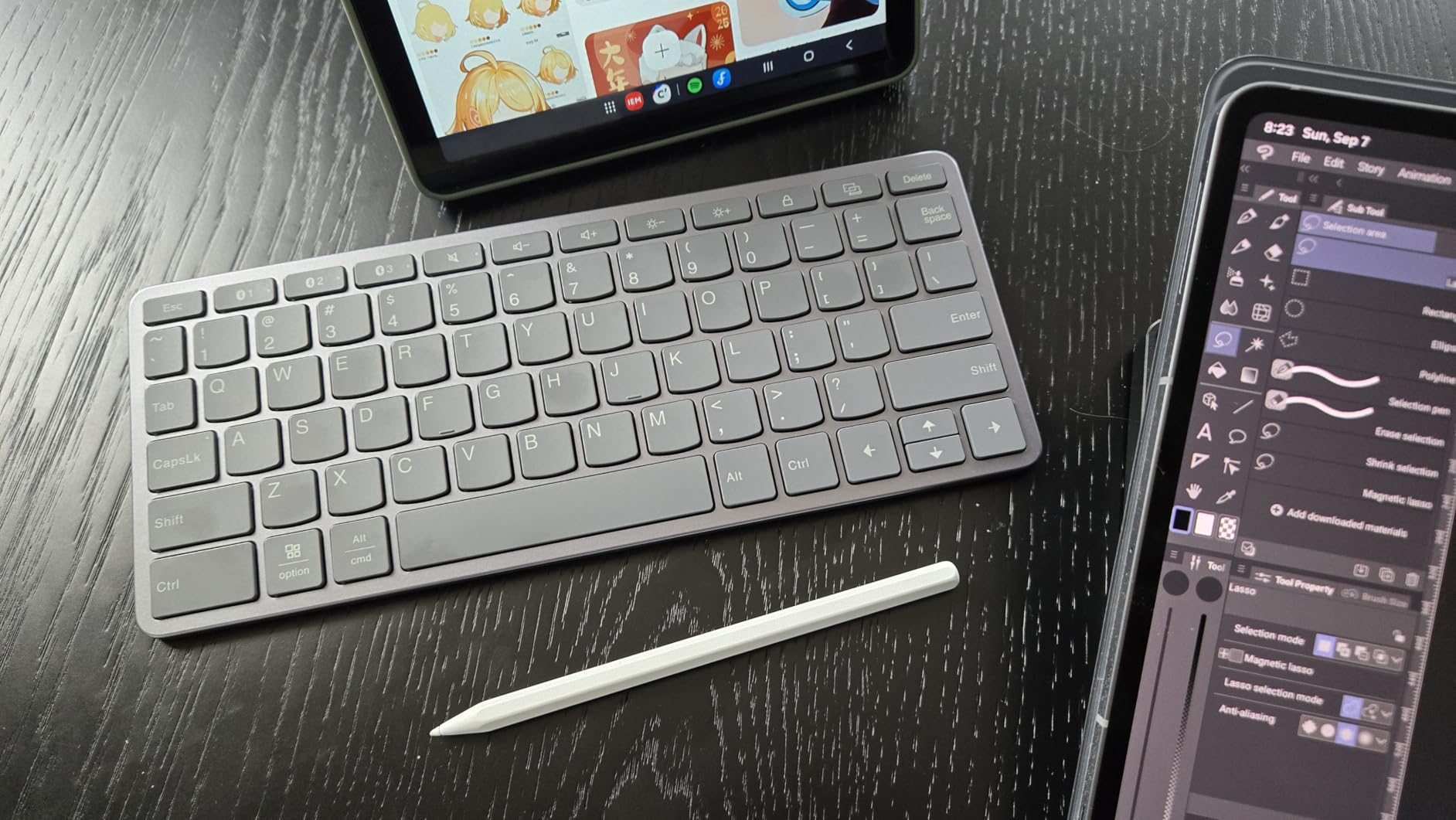 Lenovo Multi-Device Wireless Bluetooth Keyboard, Connect Up to 3 Devices Simultaneously, Compatible with iOS, Android, Windows, Slim Profile, Rechargeable, 60-Hour Battery Life, Iron Grey customer photo 1