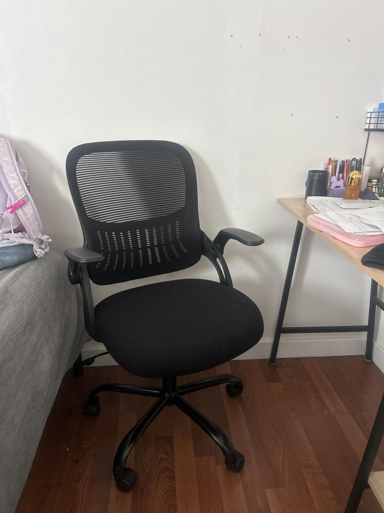 Sweetcrispy Ergonomic Home Office Chair, Computer Desk Chair | Comfy Lumbar Support, Mid-Back Mesh, 360° Swivel, Flip-up Arms Rolling Work, Student Study, Pink customer photo 2