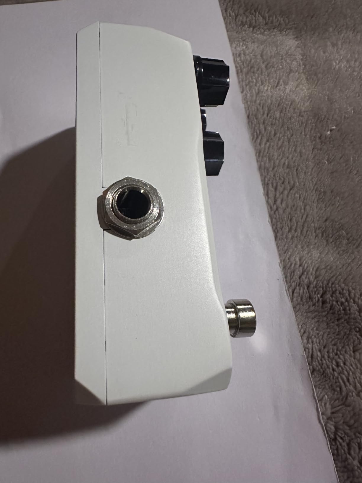 RVONE High Gain Distortion Pedal for Electric Guitar, Aluminum Guitar Pedal, Analog Guitar Effects Pedal for Compact Stage & Studio Pedal, True Bypass customer photo 1