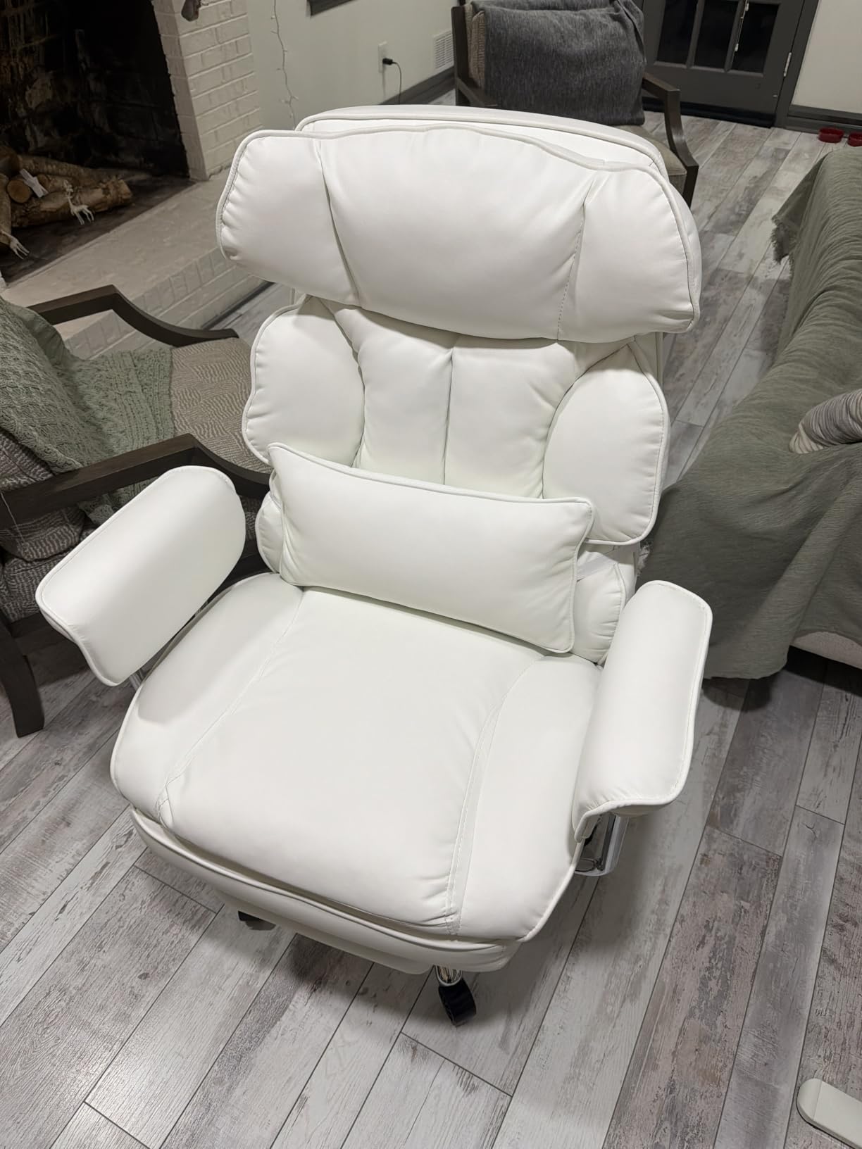 Sweetcrispy Executive Home Office Chair, Ergonomic Desk Chair | Big Tall High Back, Lumbar Support, Reclining Height Adjustable, PU Leather, Computer Gaming, Footrest Swivel Wheels, White customer photo 1