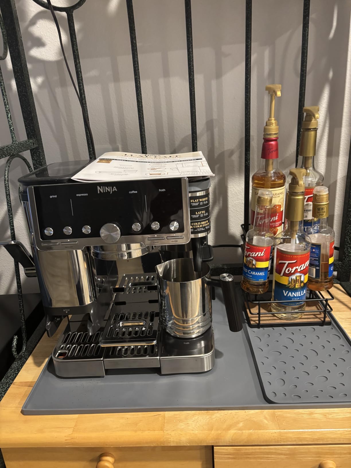 Ninja Luxe Café Pro Series, Espresso, Cold Brew, Hot Water, ES701 | Drip Coffee, Integrated Tamper, Built-in Grinder, Hands-Free Frother for Cappuccinos, Lattes, Americanos, Dairy or Non-Dairy customer photo 2