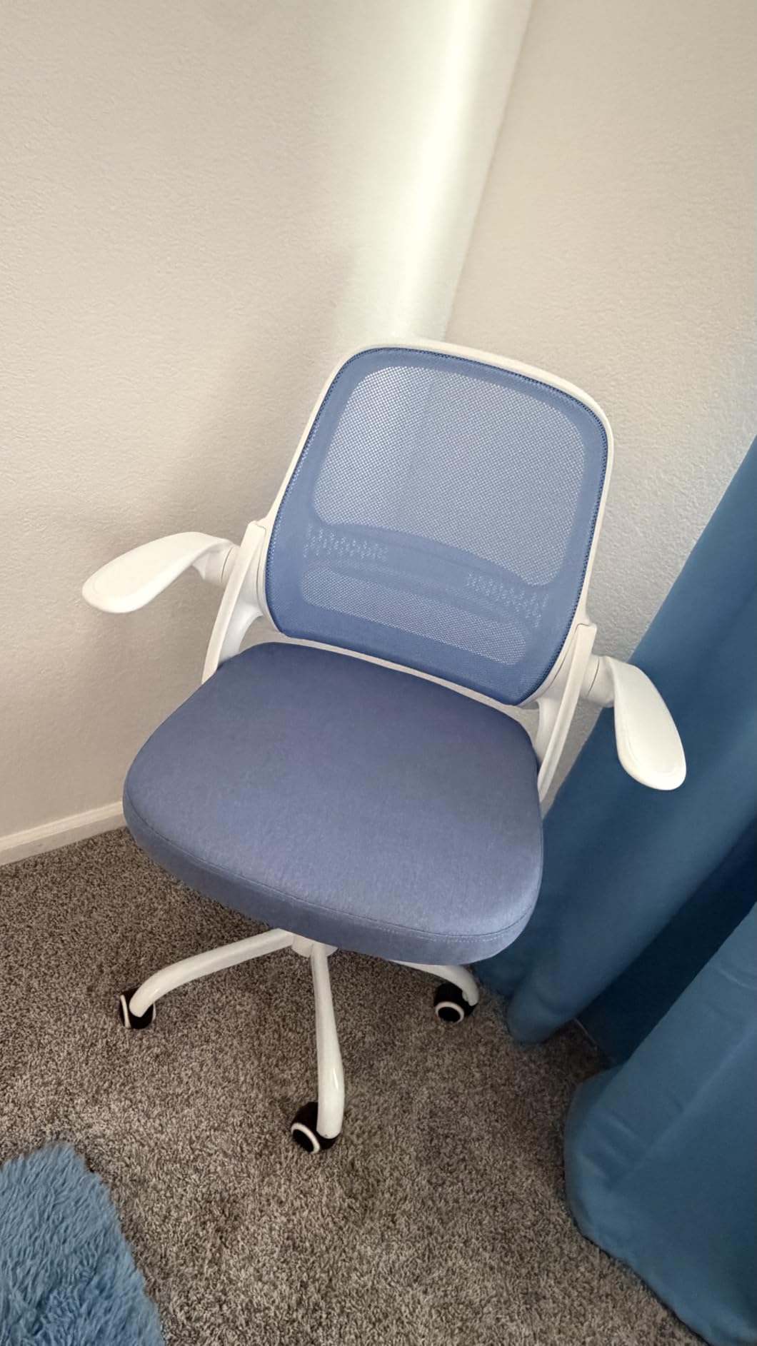 amseatec Mesh Office Chair Ergonomic Home Office Chair with Flip-Up Arms Breathable Mesh Back 3 inch cushion BIFMA Certified 90-110 Rocking Supports 300 lbs customer photo 1
