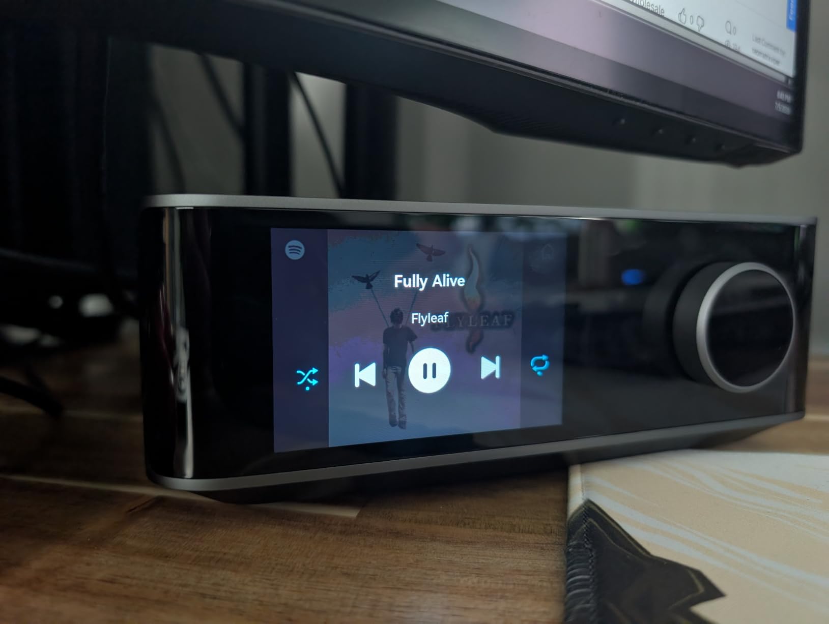 WiiM Amp Ultra Stereo Streaming Amplifier, HDMI ARC & RoomFit, Space Gray | Upgrade Passive Speakers with 100W/ch at 8Ω, Hi-Res Sound, Touchscreen Control, RoomFit Correction, and Multi-room Audio customer photo 2