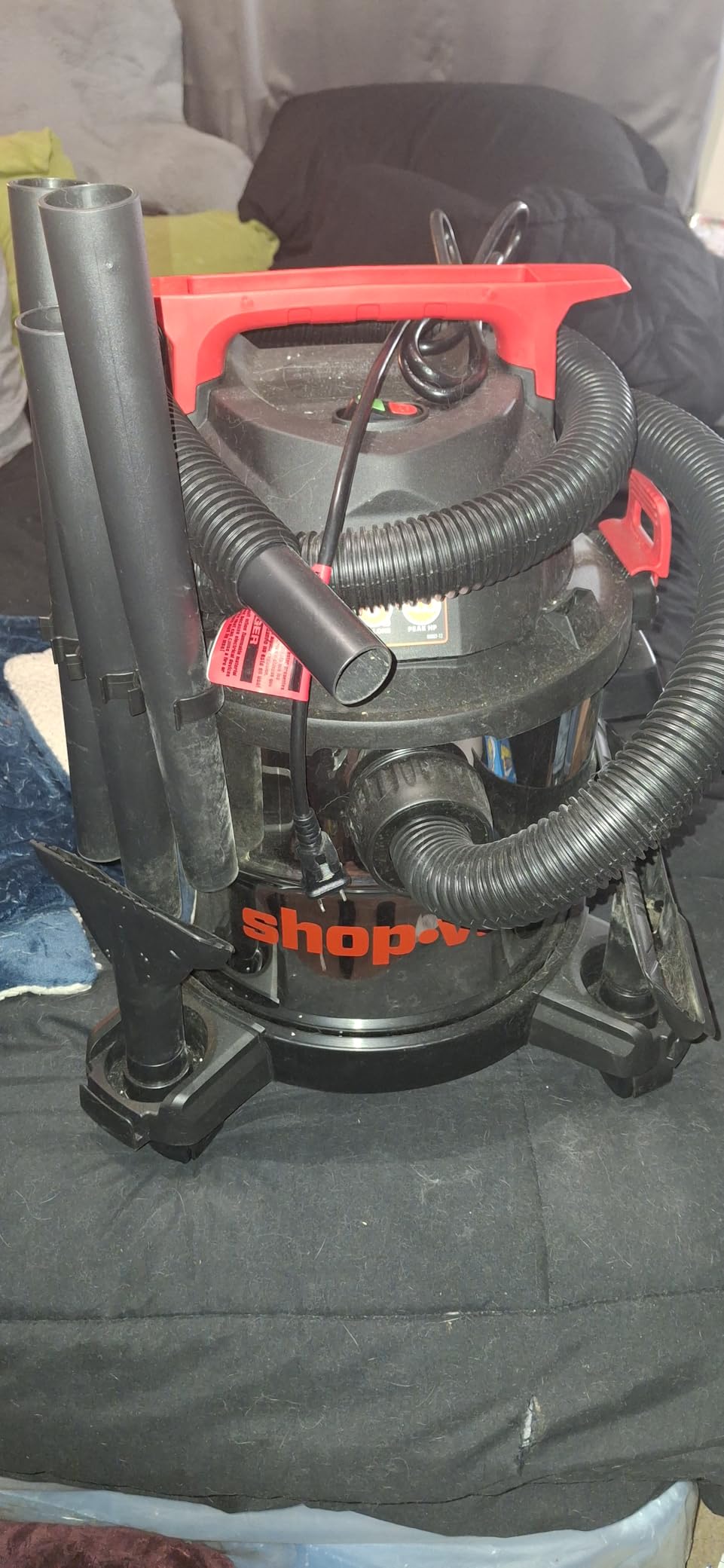 Shop-Vac 5430162 Wet/Dry Vacuum, 5 Gallon | 4 Peak HP, 1-1/4 Inch Diameter x 7 Foot Hose, 6 Foot Cord, Ideal for Jobsite, Garage, Workshop & Home customer photo 1