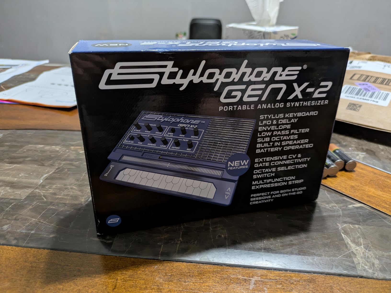 Stylophone GENX-2 Portable Analogue Synthesizer with Built-in Speaker, LFO, Filter, Analogue Delay and CV/Gate Output customer photo 1
