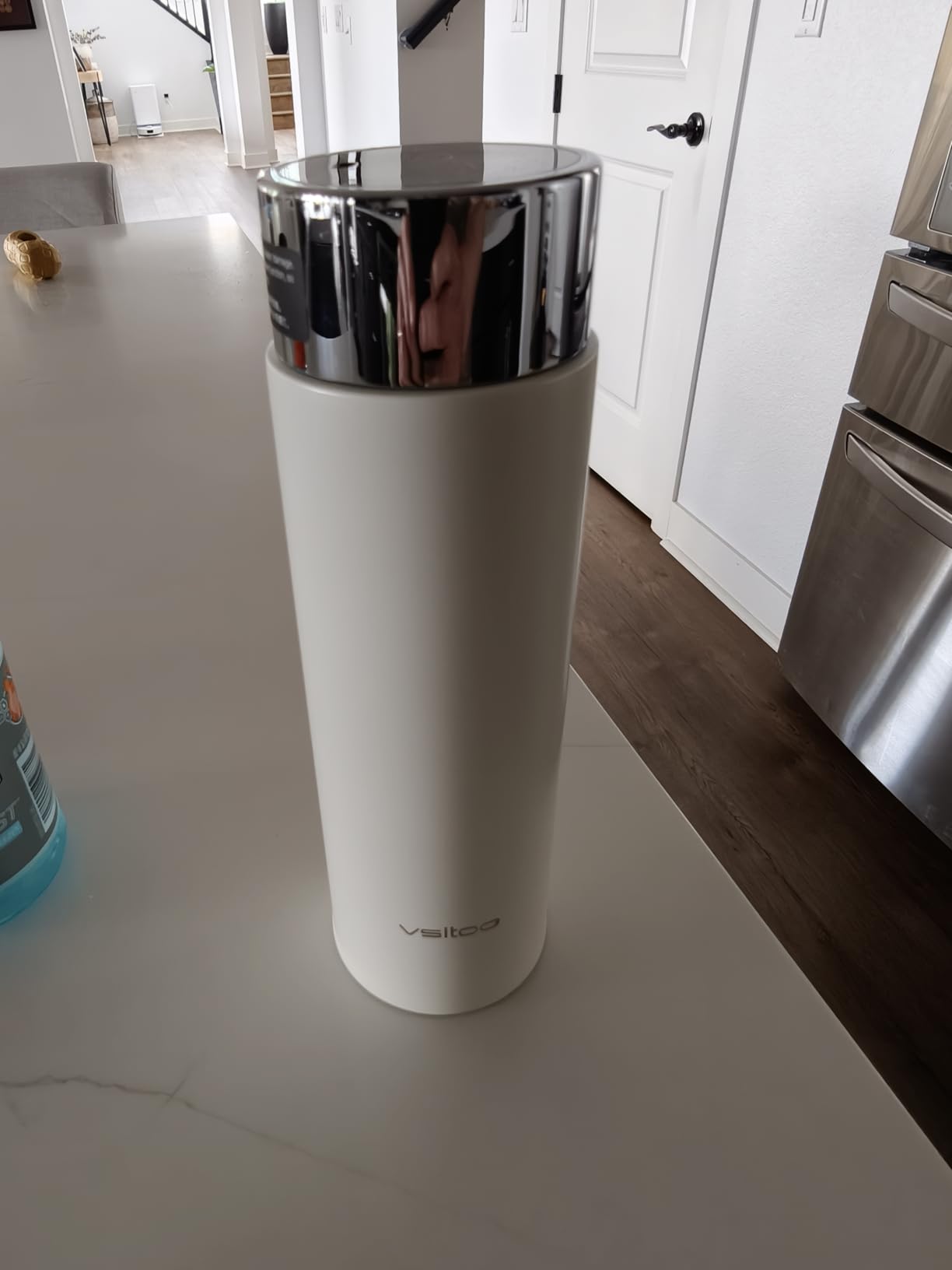 VSITOO S1 Lite Mini 8.5oz Insulated Self-Cleaning Water Bottle for Purse | Purse-Ready 8.5oz Mini Bottle With Auto Self-Cleaning, App & Touchscreen Control, Temp Display and 30-Day Battery Life customer photo 1