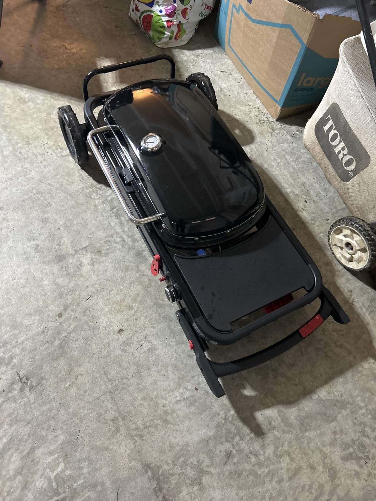 Weber Traveler Compact Portable Gas Grill customer photo 2