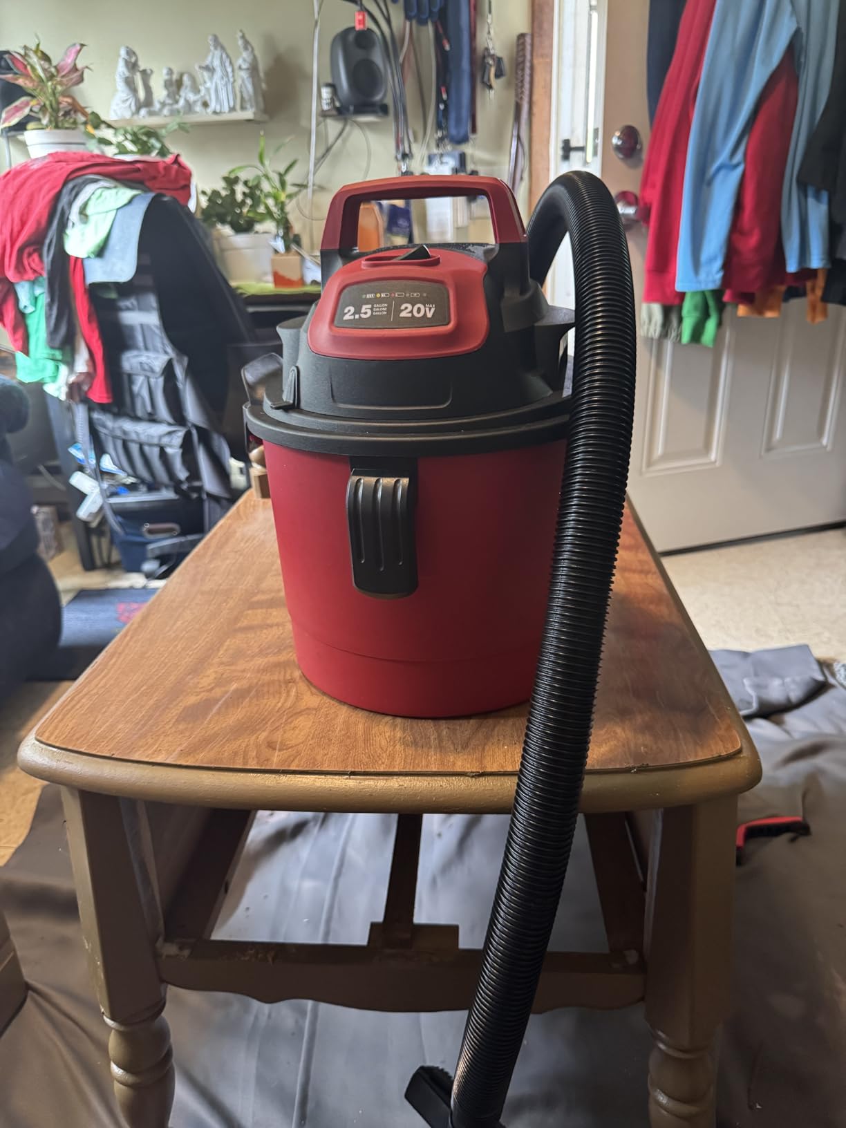 Vacmaster DVOM202P 1101 2.5-Gal 20V Cordless Portable Wet/Dry Vac Red customer photo 2