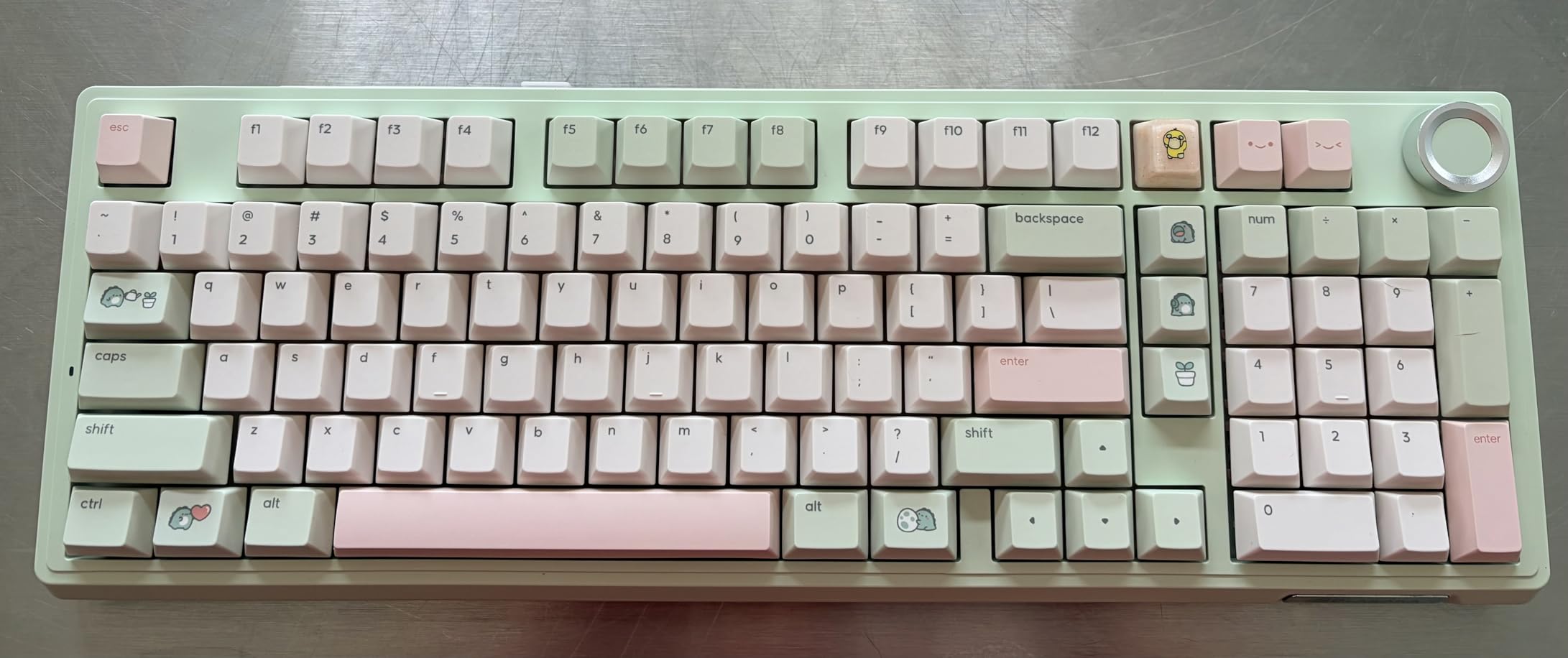 SOLAKAKA KI99 Pro Wireless Mechanical Keyboard with Quiet Switch, Hot Swappable Pre-Lubed Switches with RGB Backlit, Gasket Structure Computer Gaming Keyboard customer photo 1