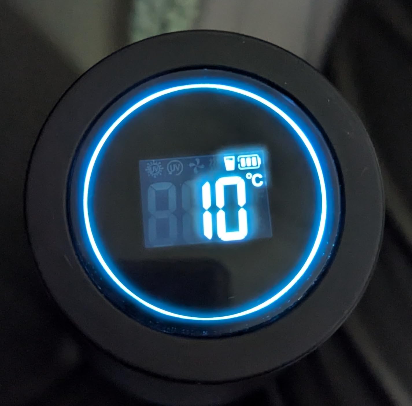BeLive Smart Water Bottle 24oz - UV-C Self Cleaning, Temperature Display, Hydration Reminder, USB-C Rechargeable, Insulated Stainless Steel Bottle (Black) customer photo 2