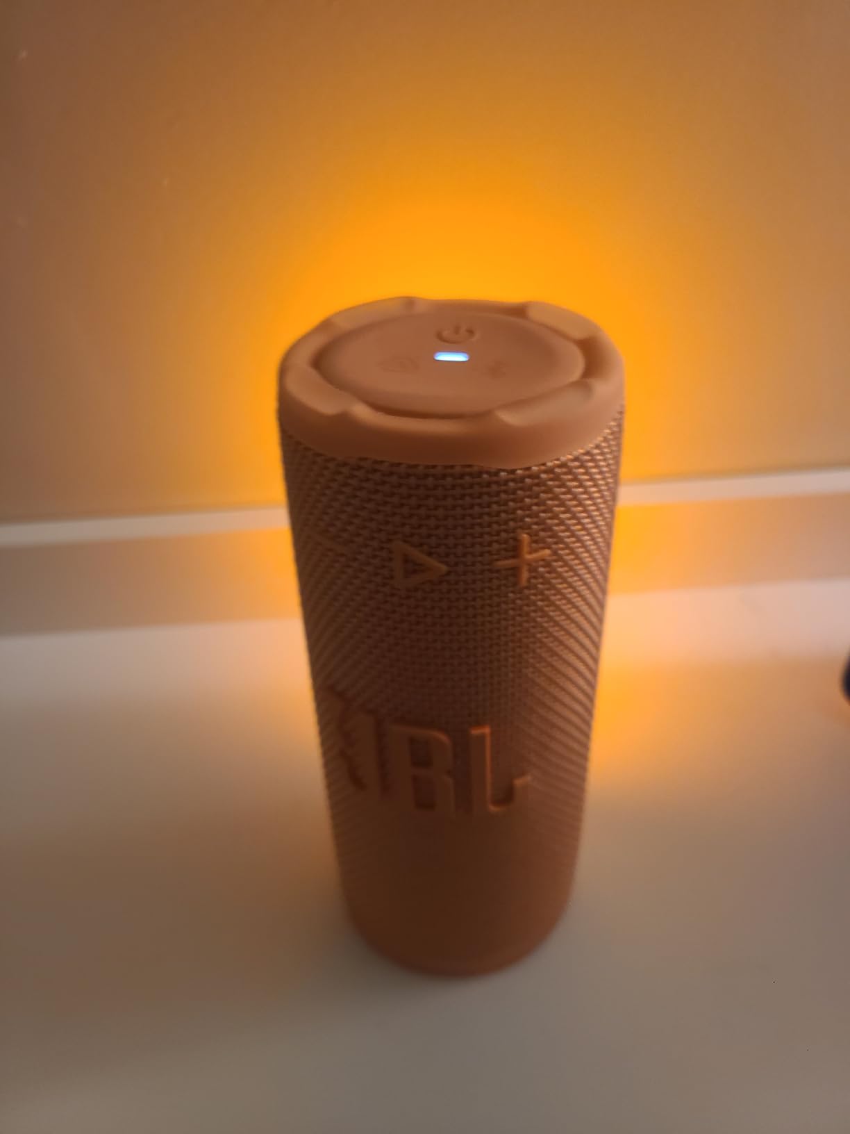 JBL Grip Portable Bluetooth Speaker, Waterproof, Ambient Light, Up to 14 Hr Playtime, AI Sound Boost, IP68 Waterproof and Dustproof, Drop-Proof, App Control, Ideal For Outdoor And Travel customer photo 1