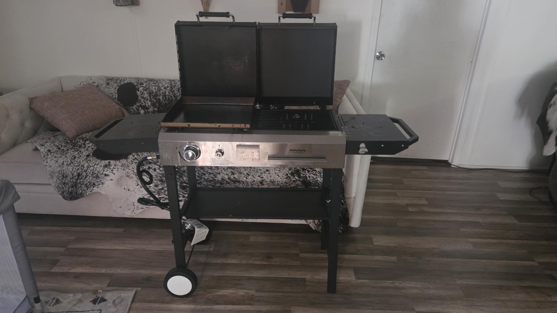 ROVSUN 2-in-1 Propane Gas Grill and Charcoal Grill Combo with Lid, 12000BTU Flat Top Griddle & Charcoal BBQ Grill with Electronic Ignition, Enamel Griddle & Grate for Outdoor Backyard Cooking Barbecue customer photo 1