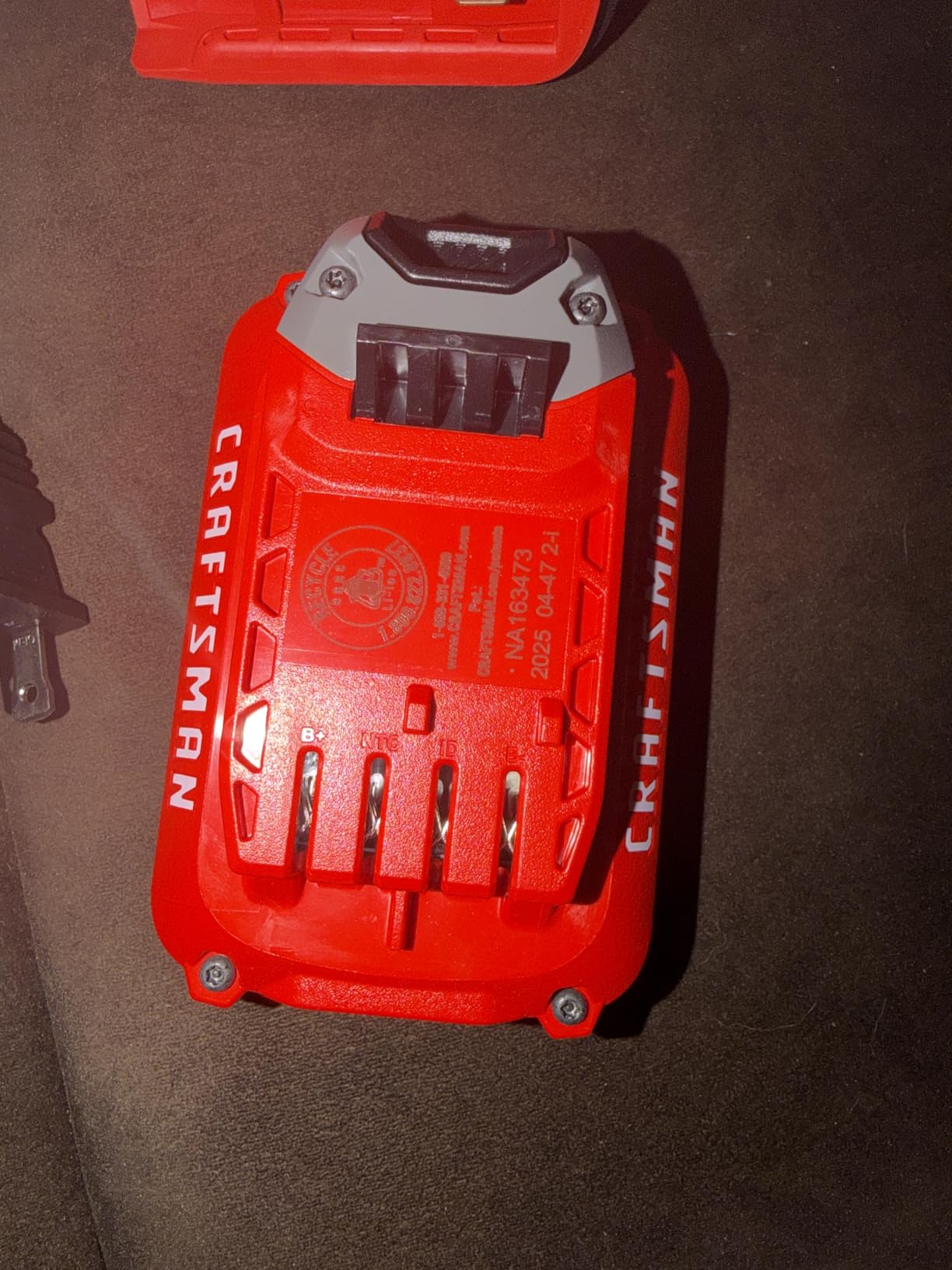 CRAFTSMAN Cordless 1/4 Impact Driver with 2 Ah Lithium Ion Battery, Charger and PH2 Screwdriving Bit, LED Light, High Torque, Variable Speed, 2900 RPM (CMCF801D1) customer photo 1