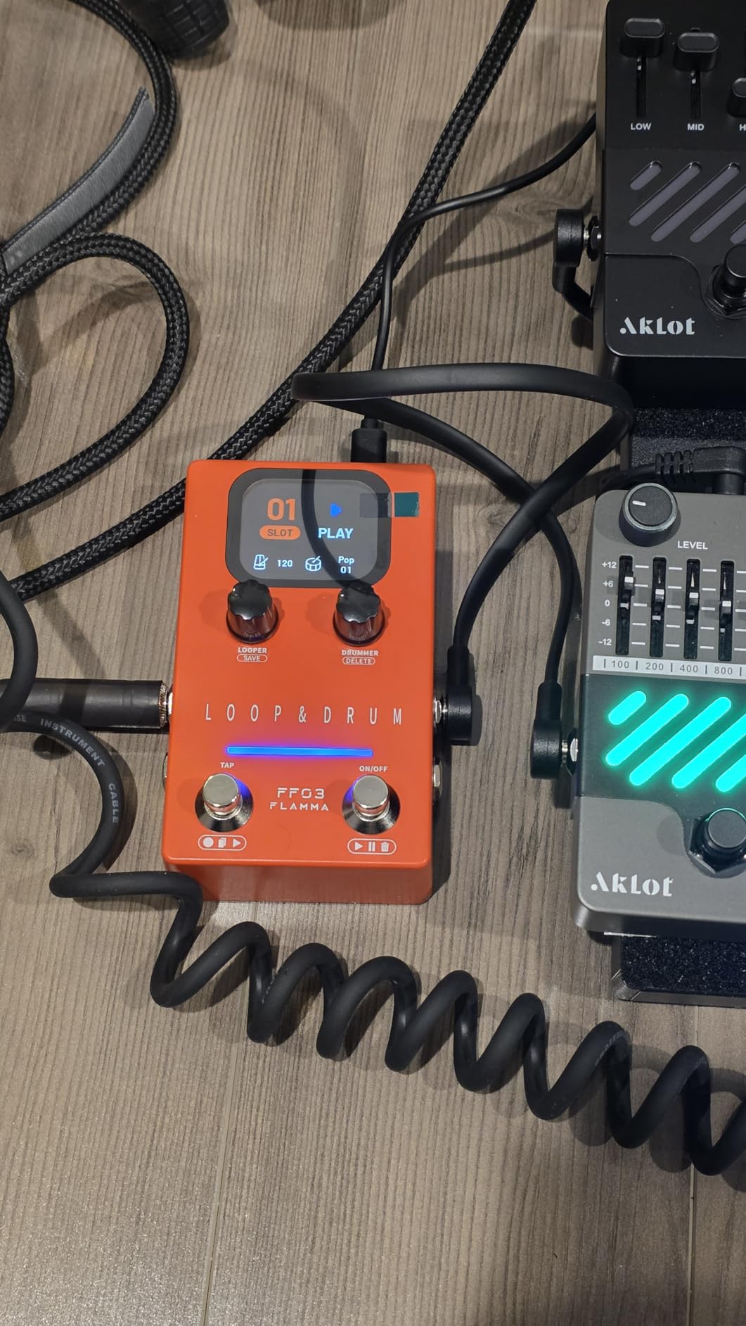 FLAMMA FF03 Looper Pedal Drum Machine, Drum Looper Guitar Pedal with LED Indicators, 160 Min Recording, 121 Drum Grooves, 40 Loop Slots, Undo/Redo, Fade Out, Sync Mode, USB & Headphone Out customer photo 1
