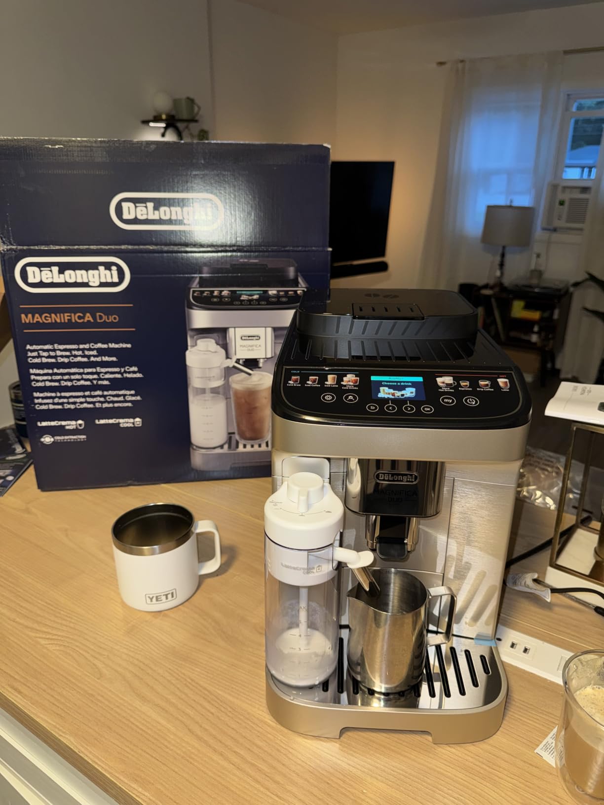 De'Longhi Magnifica Duo Automatic Espresso Machine, Milk Frother, Silver | #1 Worldwide Espresso Machine Maker, 20 One-Touch Recipes, Hot & Cold Milk Frother, Built-In Grinder, Touchscreen Display customer photo 2
