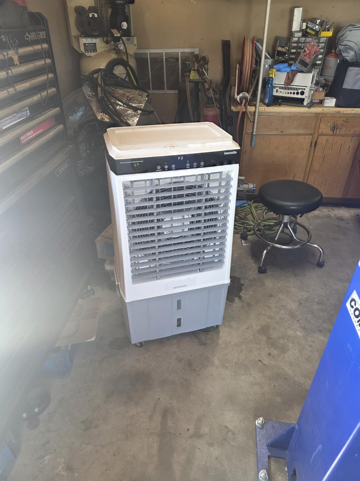 SereneLife Portable Air Cooler with 2200 CFM Power - High-Performance Evaporative Air Cooler for Indoor and Outdoor Spaces, 21 L Tank, Oscillation, 24-Hour Timer, Remote Control Cooling System customer photo 1