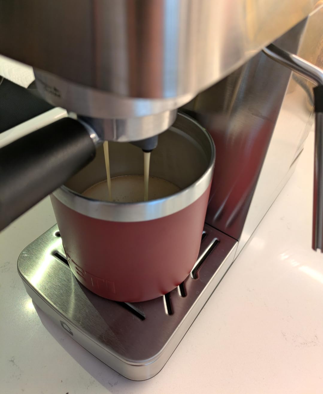 Garvee Stainless Steel Espresso Machine with Grinder & 20 Bar Pressure | 2.8L Removable Water Tank, Milk Frother Steam Wand for Latte/Cappuccino - Adjustable Shot Volume, Professional Home/Office Use customer photo 2
