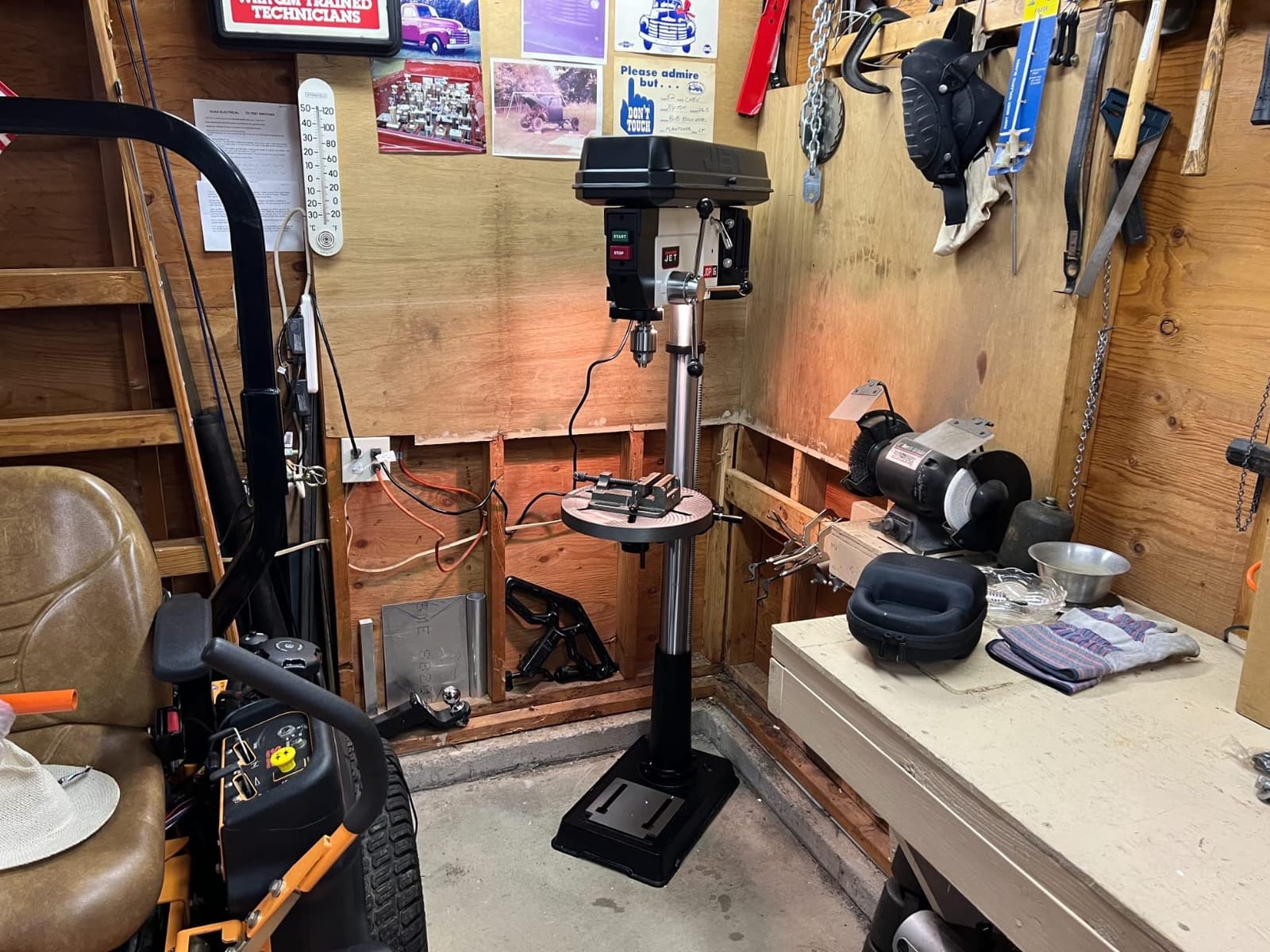JET 17-Inch Floor Drill Press, 16 Speed, 3/4 HP, 115/230V 1Ph (Model JDP-17MF) customer photo 2