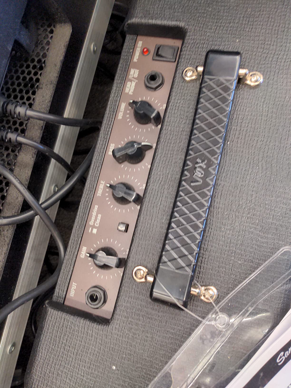 Vox Pathfinder 10 1x6.5 inch 10-Watt Combo Amplifier customer photo 2