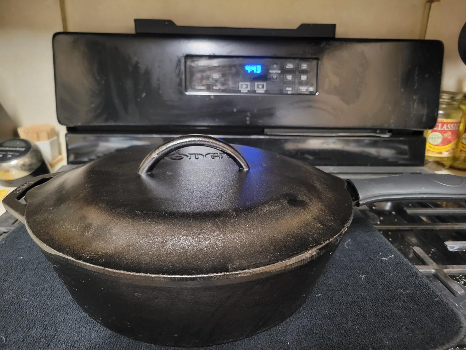 Lodge Pre-Seasoned Cast Iron Covered Deep Skillet, 5 Quart | Heavy-Duty Family Size Frying Pan with Lid for Braising, Sautéing, Grilling & Everyday Cooking, Made in USA customer photo 1