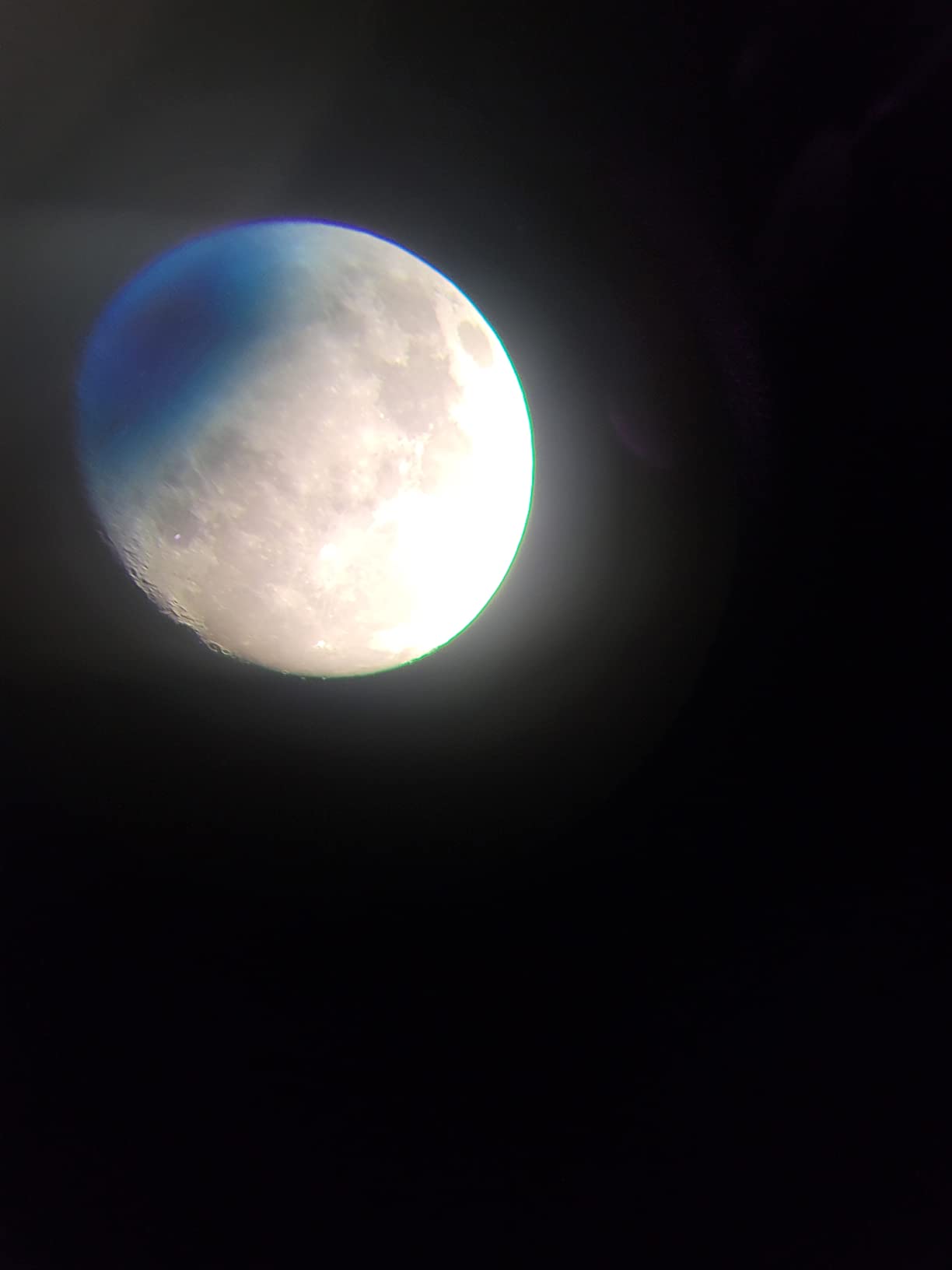 Celestron NexStar 102SLT Computerized Telescope - Compact and Portable - Refractor Optical Design - SkyAlign Technology - Computerized Hand Control - 102mm Aperture | Great Views of the Moon, Planets & Bright Deep-Sky Objects customer photo 1